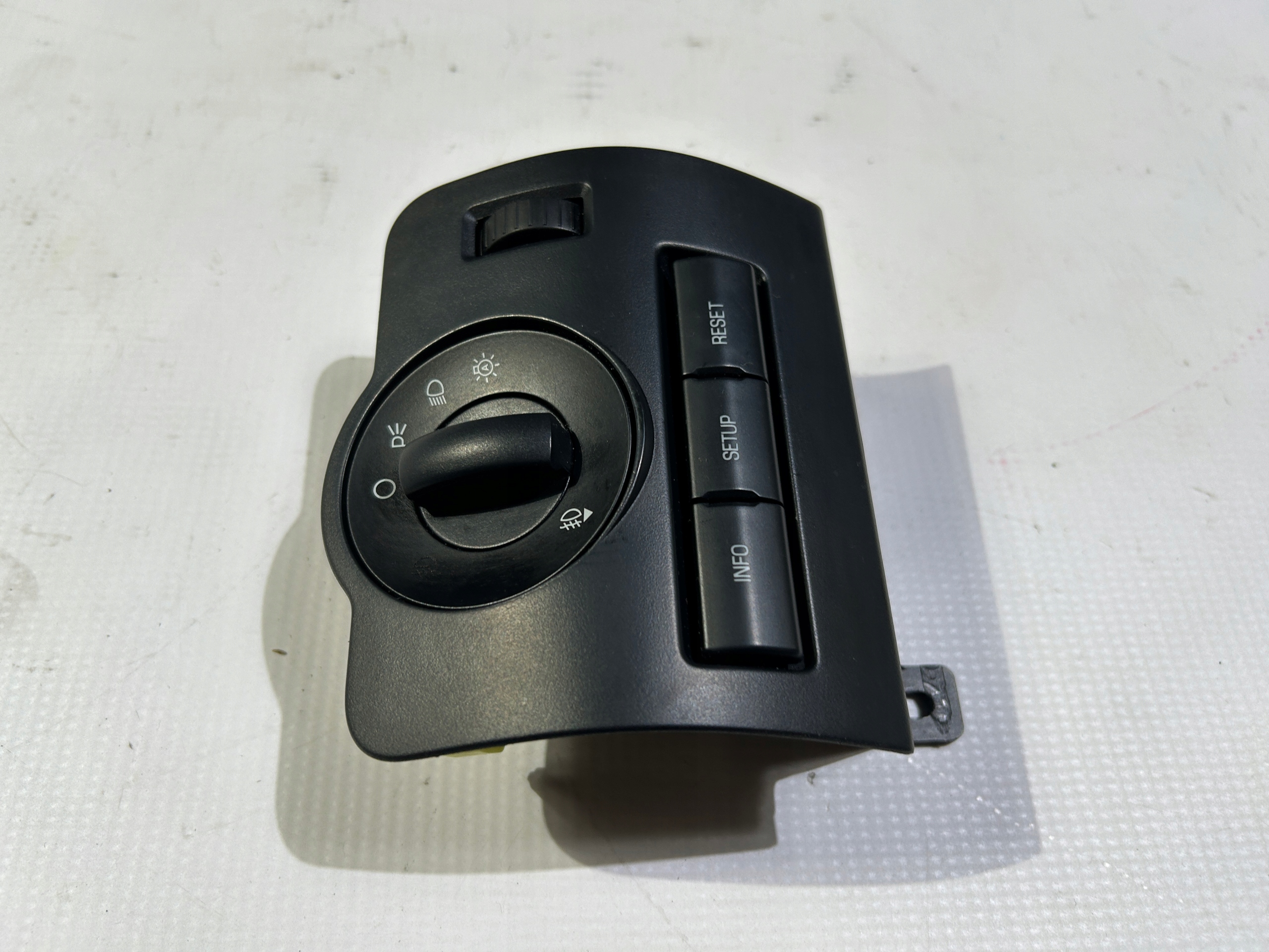 Panel Interruttore comando luci interruttore przeciwmgielne Ford Mustang 2010-2014