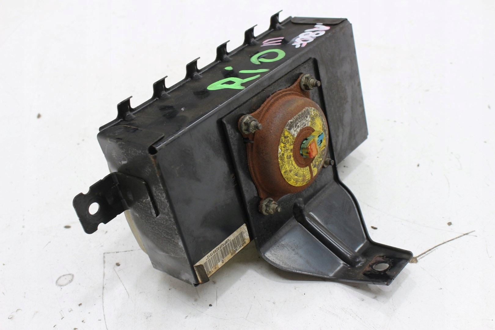 левый пиропатрон kia CEED II универсал