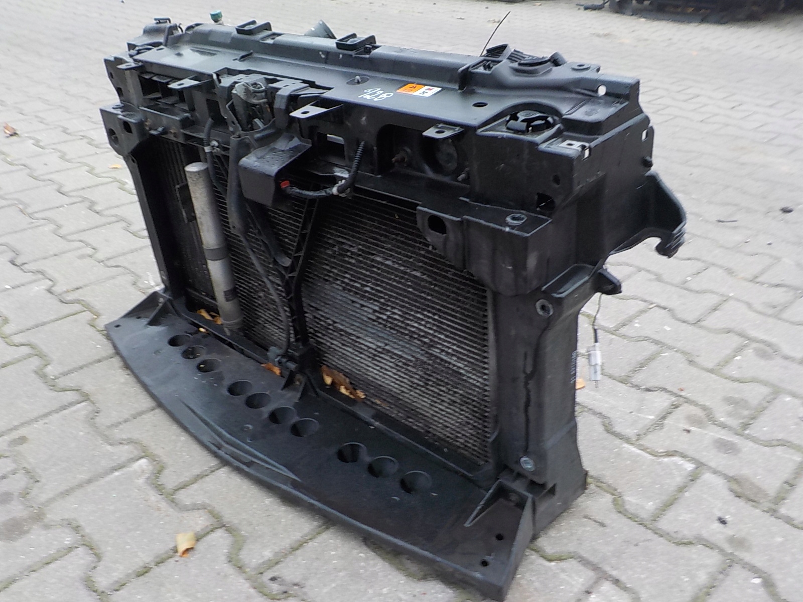 928 MAZDA 3 II BL 1.6D support panel for radiators sider radiator pillar