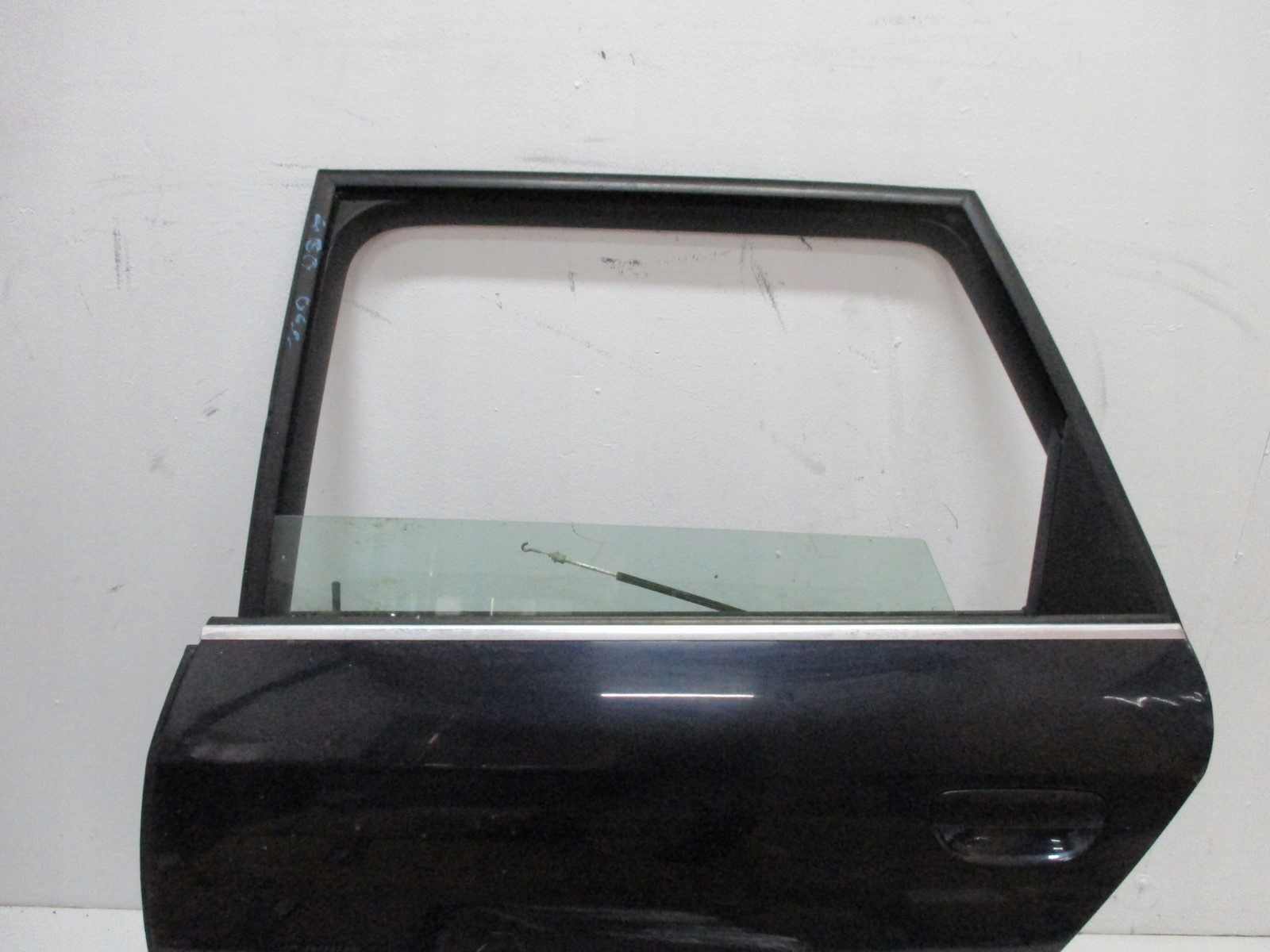 ajtó bal hátsó AUDI A6 4B9