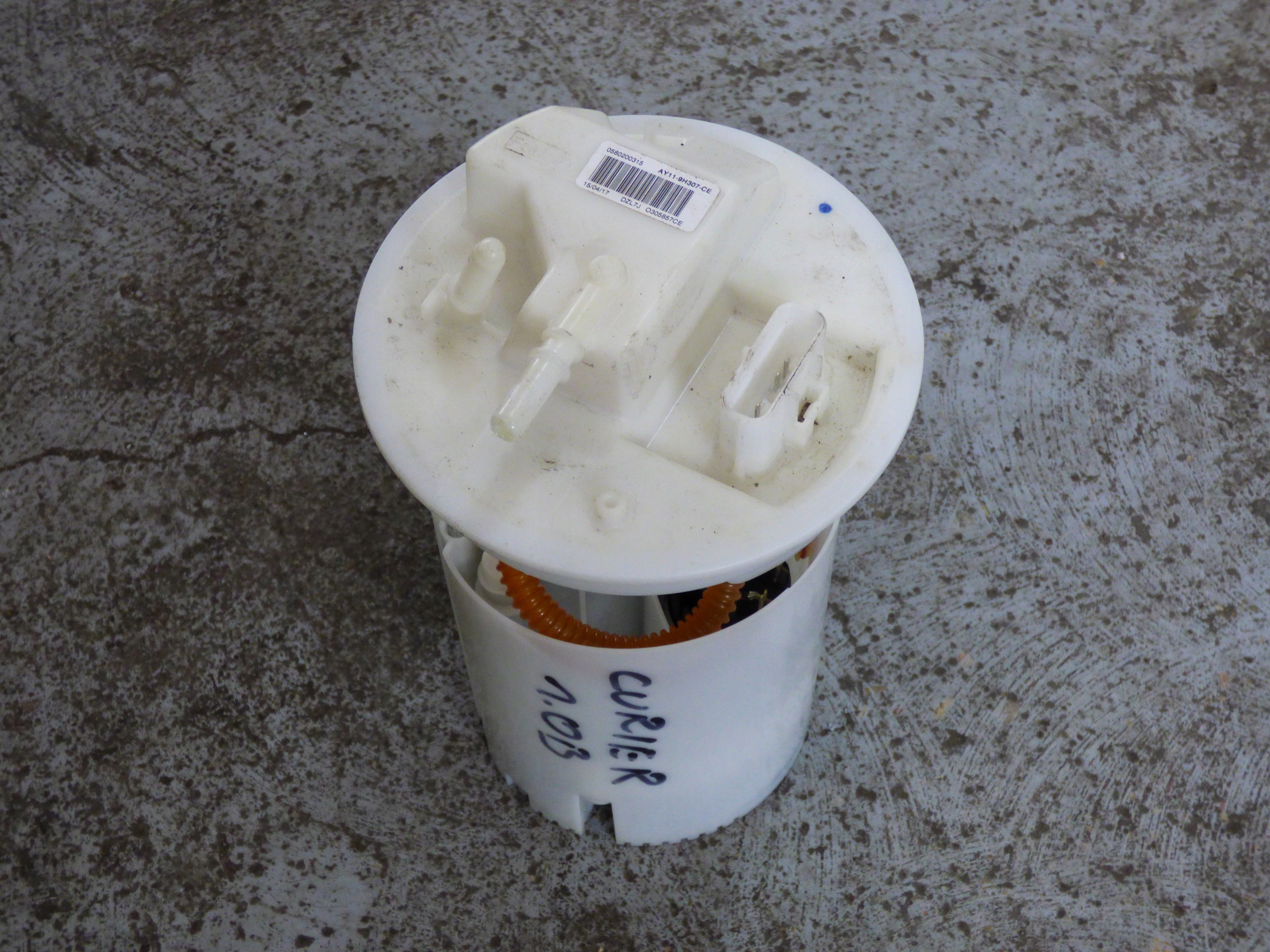 feed pump plywak tanks FORD COURIER MK2 1.0