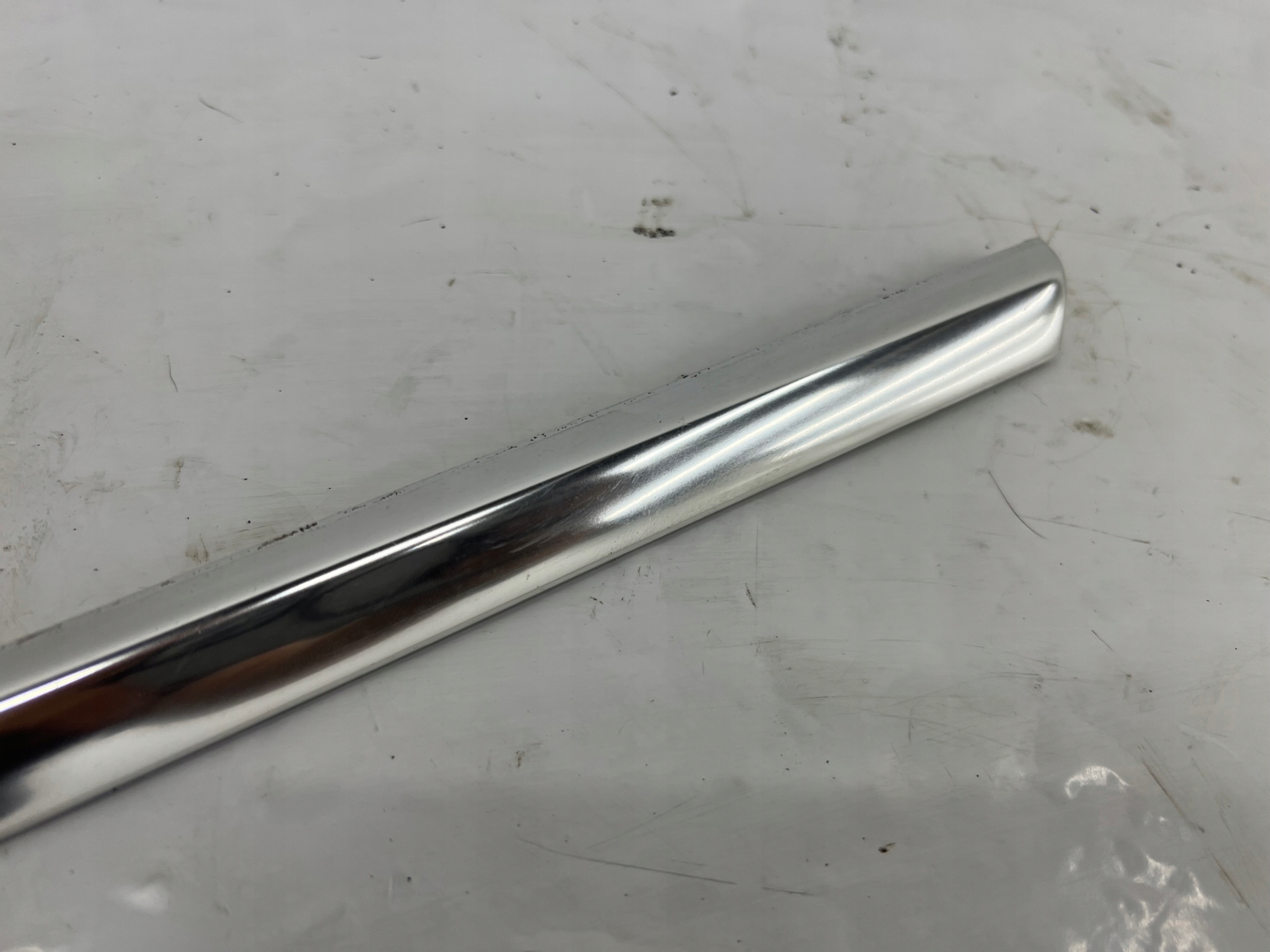 2010 Audi A6 S6 C6 4F moulding windows bocznej 4F9853346B