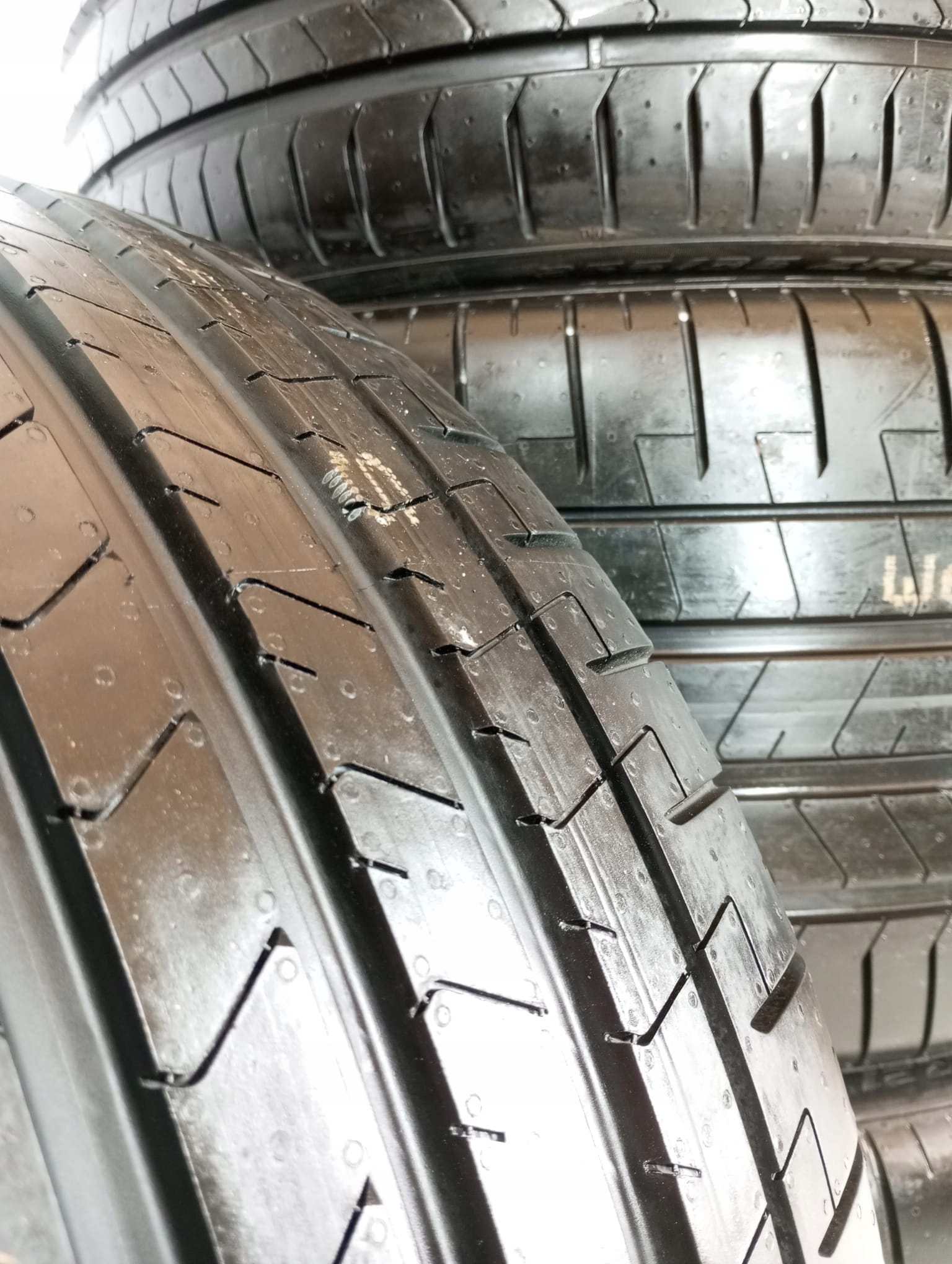 KOŁA LETNIE PORSCHE 911 991 992 TURBO S CENTRAL LOCK ORYGINAŁ 20 21 CALI Szerokość opony 255 mm