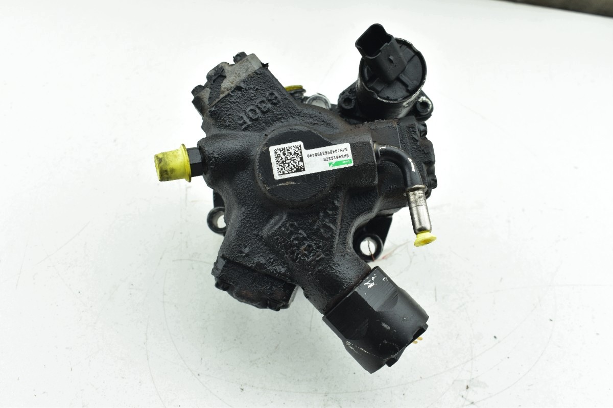 Einspritzpumpe VOLVO S40 II V50 C30 2.0D 5WS40163ZR