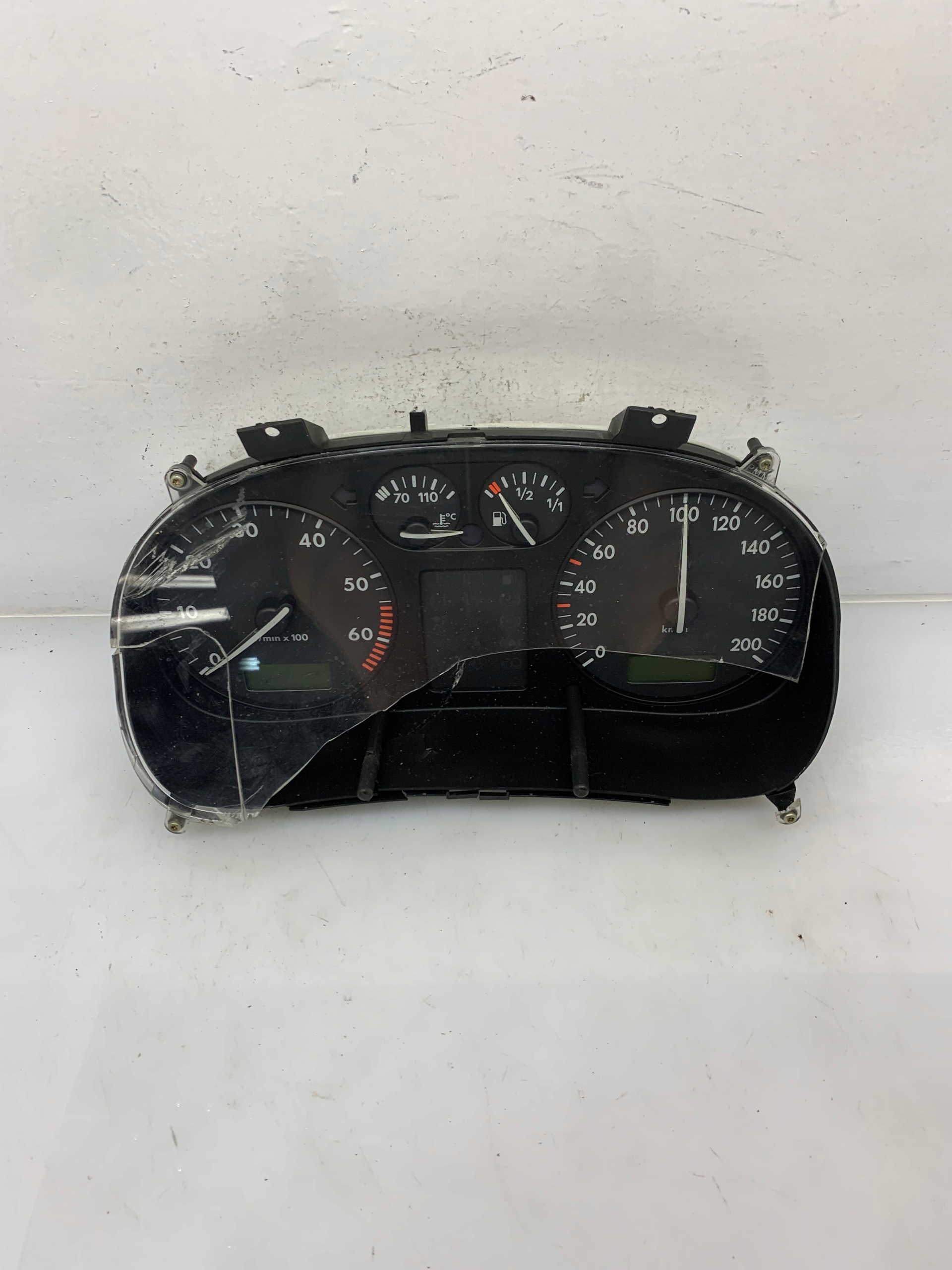 dials PREDKOSCIOMIERZ VW POLO (6N1) 50 1.0 5392326600