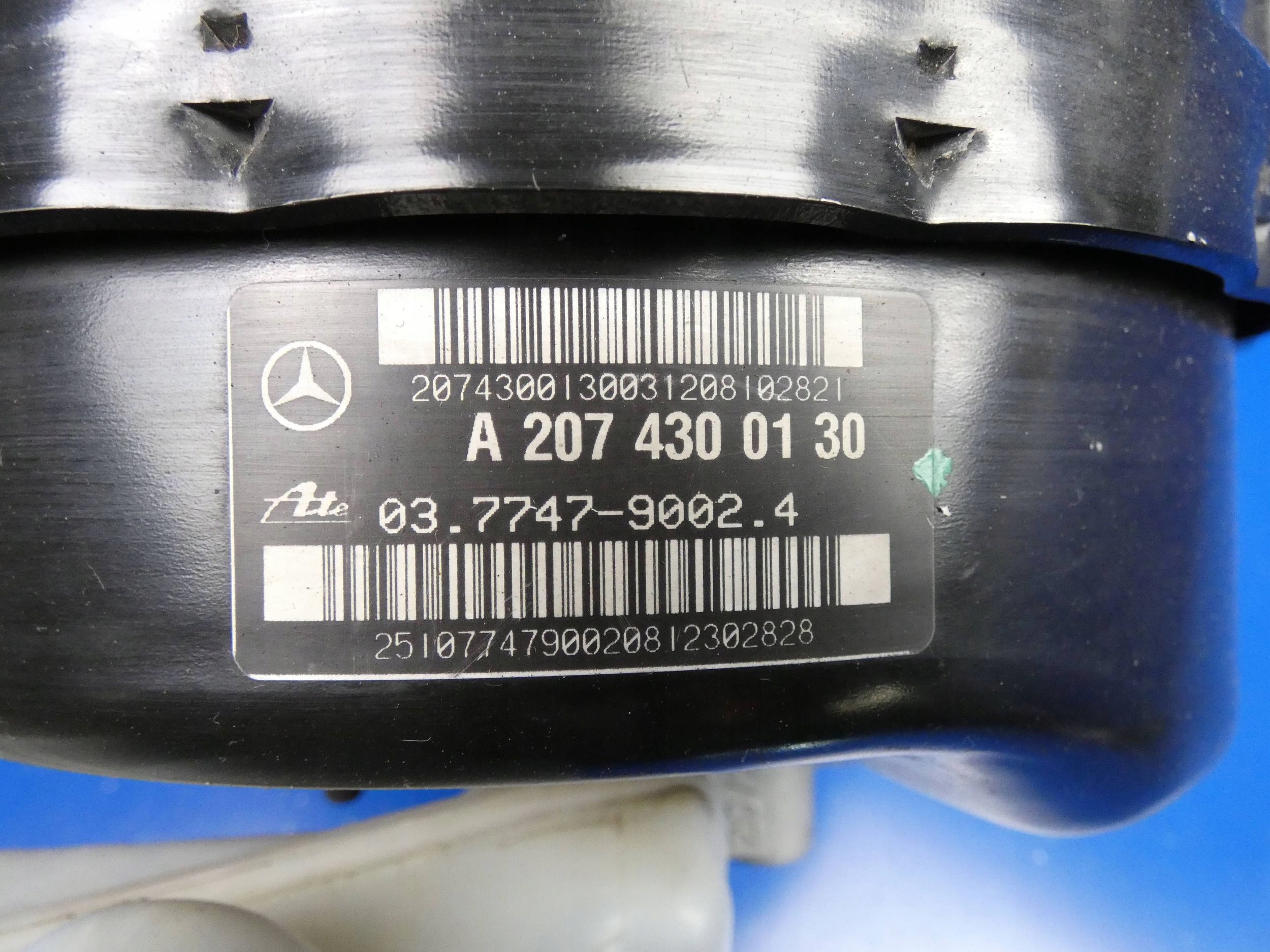 MERCEDES E KLASA W207 W212 servo brake pump