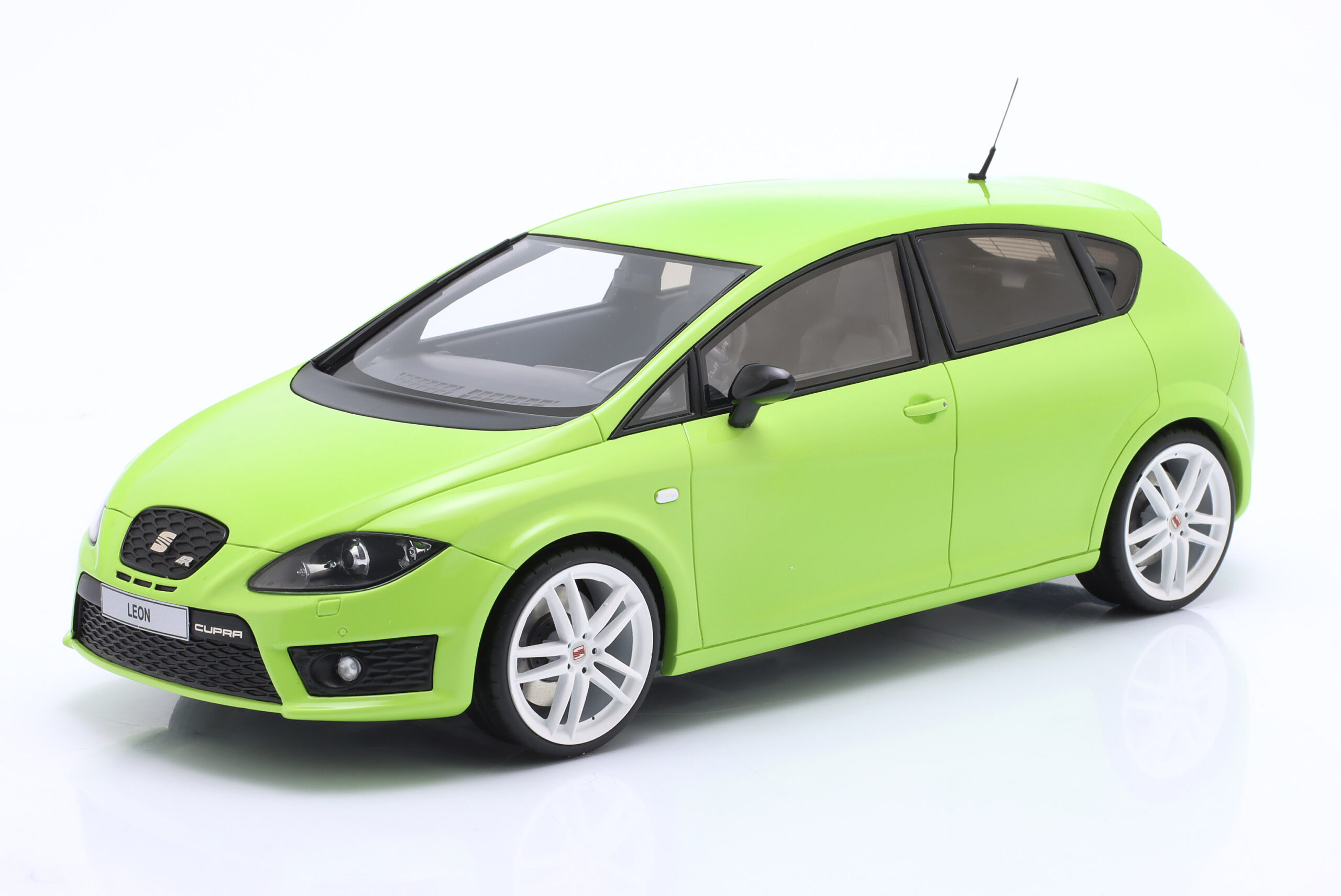 Seat Leon Mk2 Cupra R 2010 Kiwi Green Otto Mobile 1:18 1/18 Model Auta