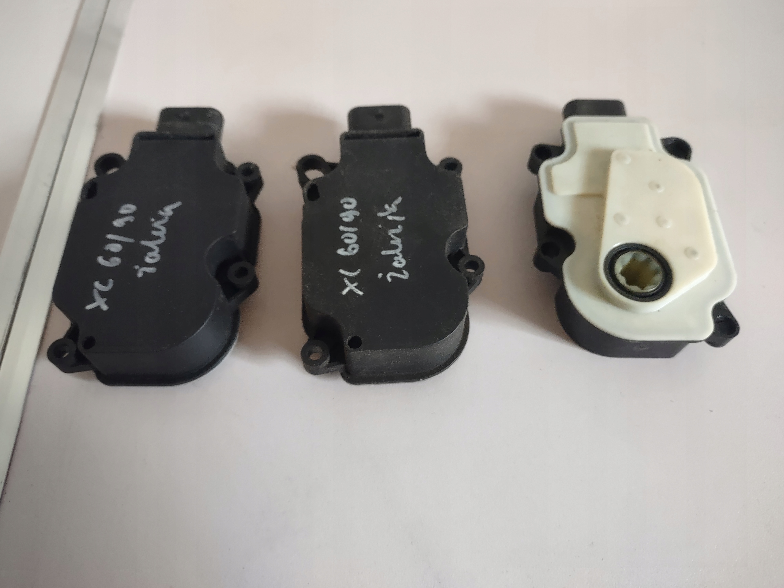 Volvo XC90 a24051103312 Мотор регулювання