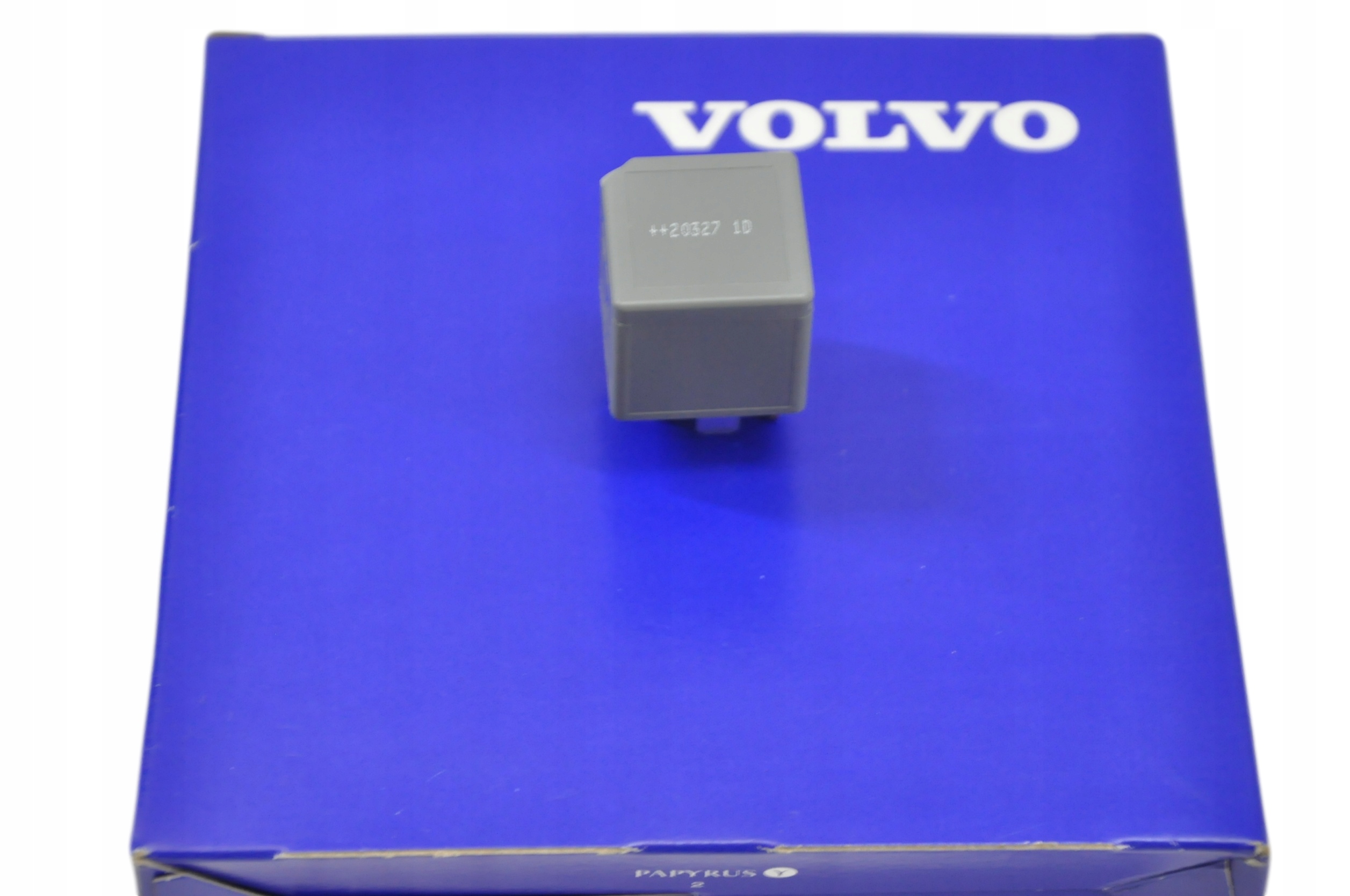 

Volvo przekaznik swiec zarowych 30765045 Oe