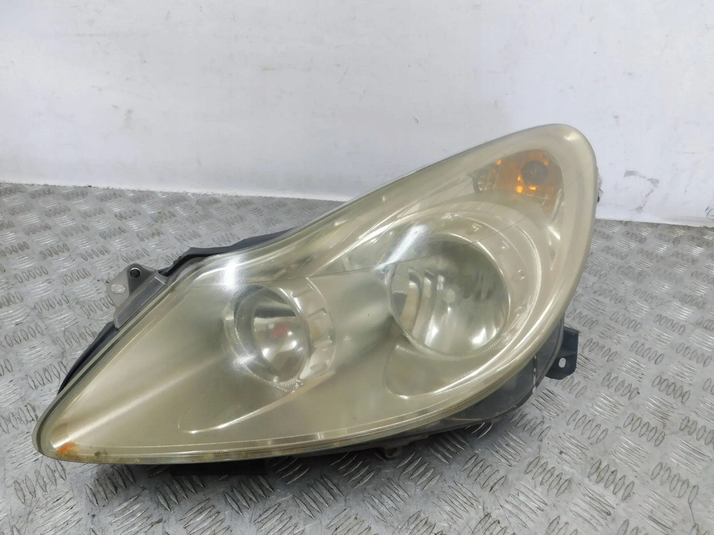 REFLEKTOR light left OPEL CORSA D