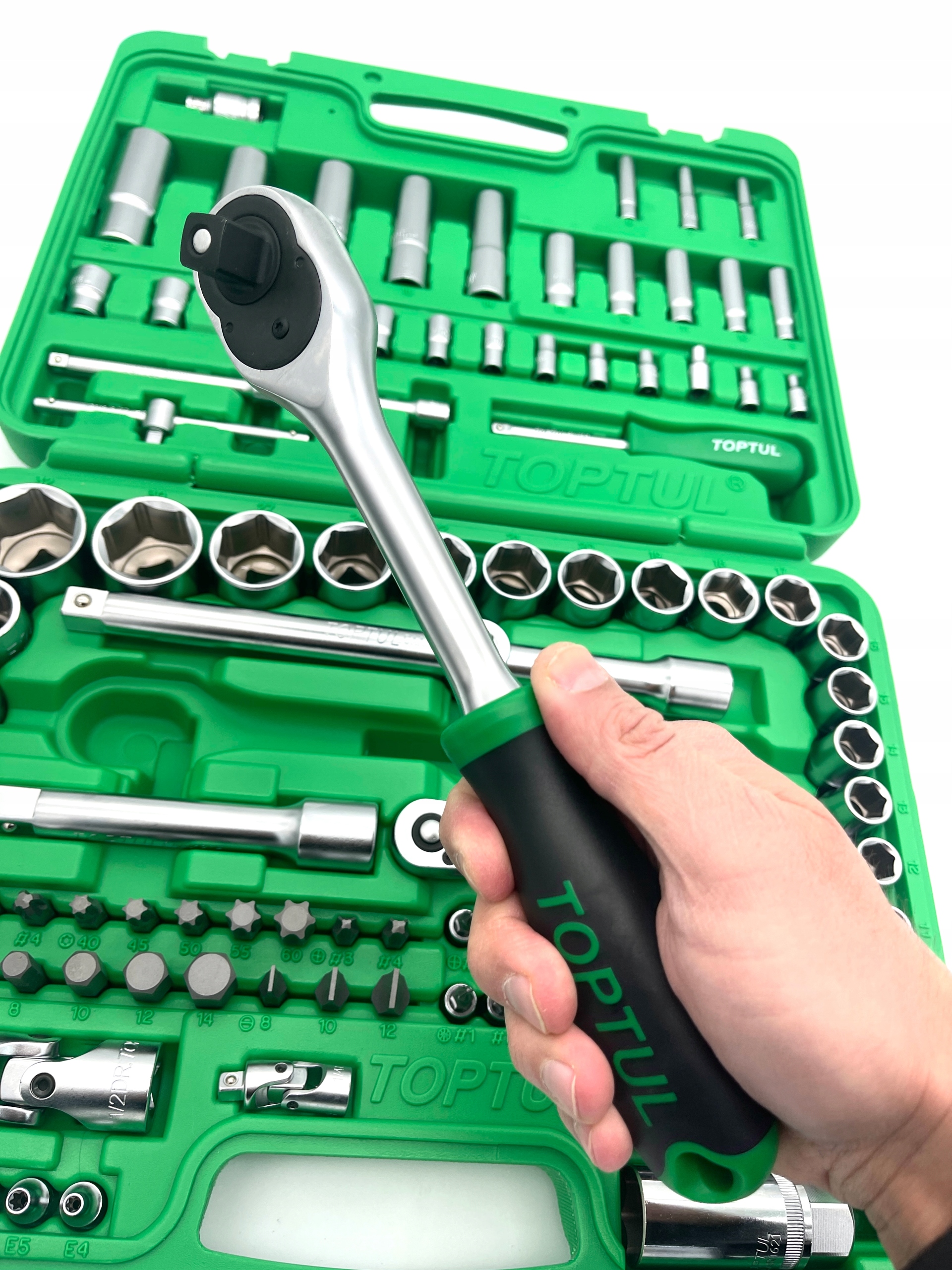 ZESTAW KLUCZY NASADOWYCH KLUCZE NASADOWE 1/4" 1/2" 108el TOPTUL GCAI108R Liczba elementów w zestawie 108