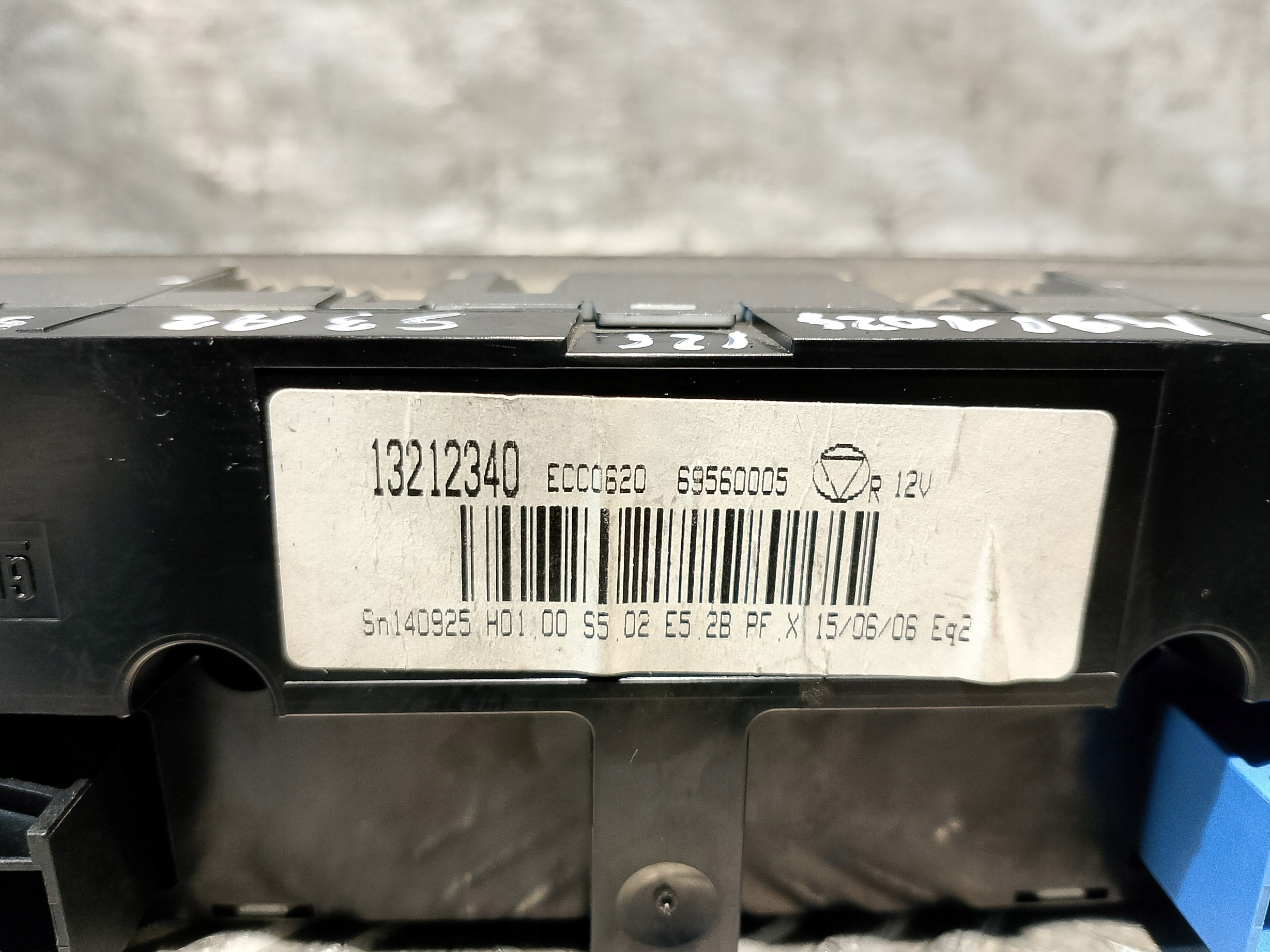 control panel NAWIEWEM OPEL VECTRA C LIFT FL 13212340 13131021