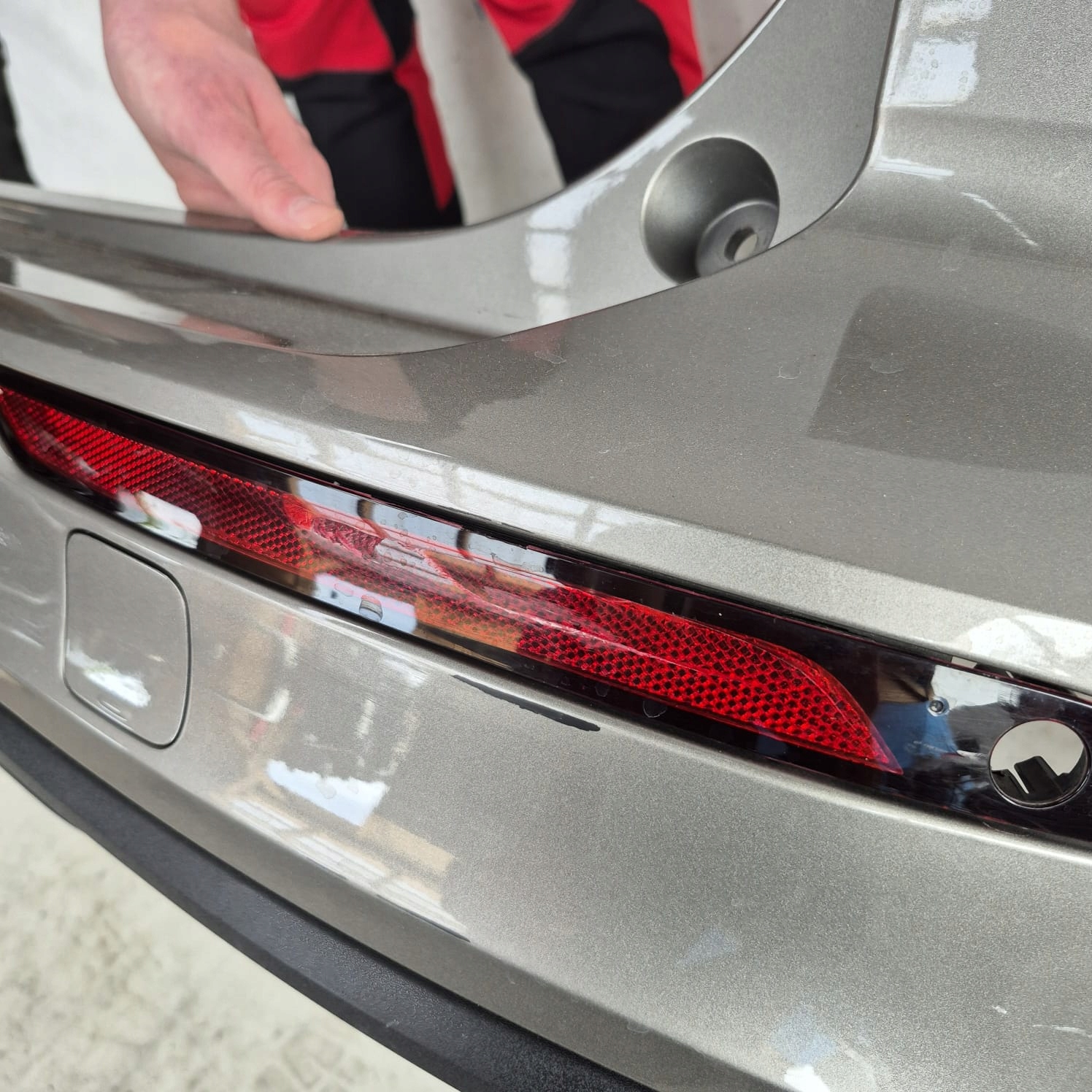 VOLVO V60 II 2 18-> bumper rear part rear PDC