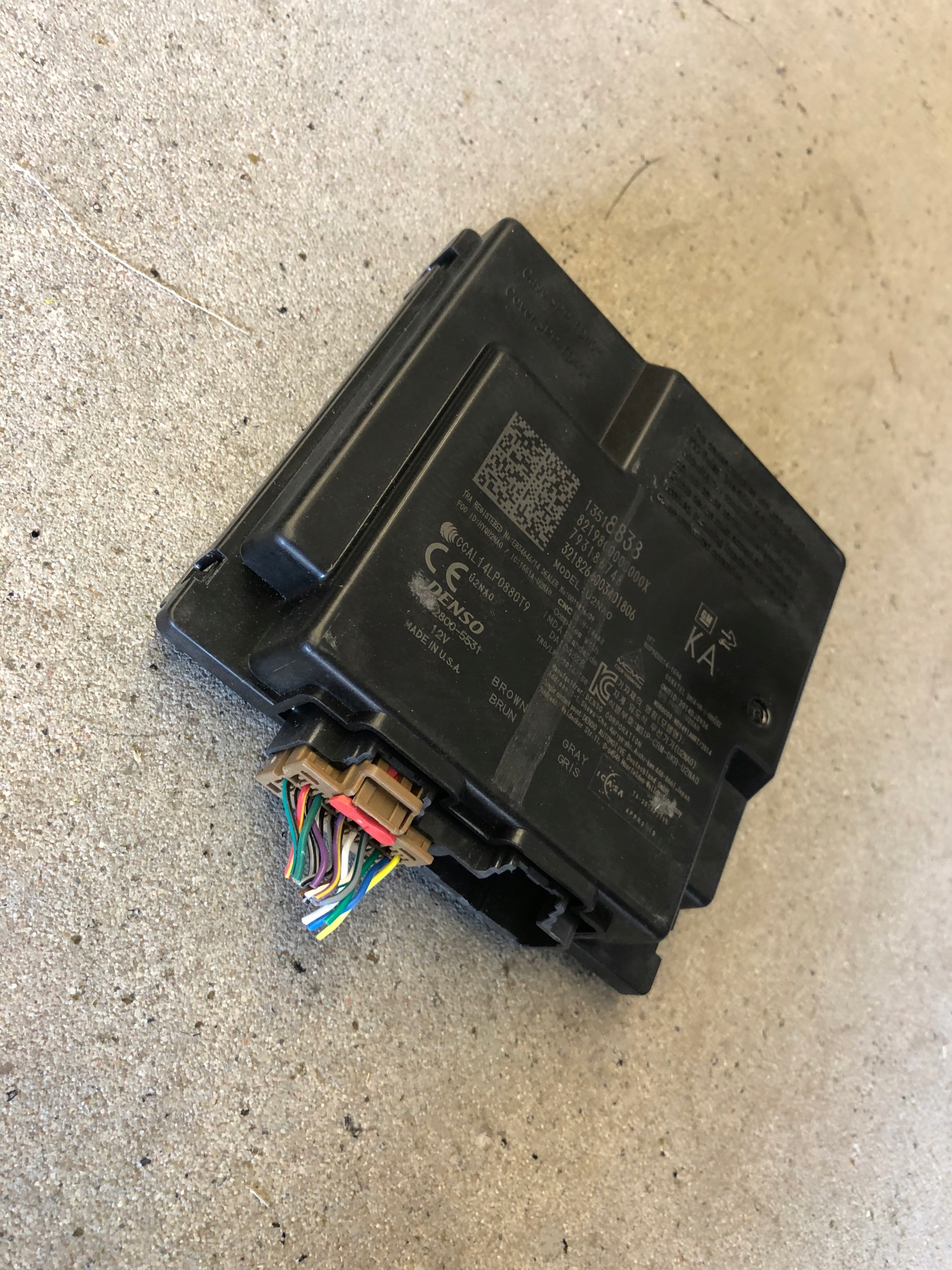 84151651656 - CHEVROLET CAMARO 2016 + 16 + центральный модуль драйвера