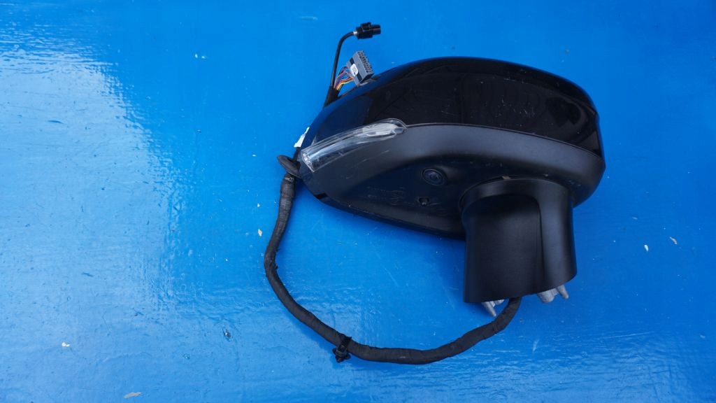 VOLVO XC90 II - mirror right 15 PIN Z KAMERA