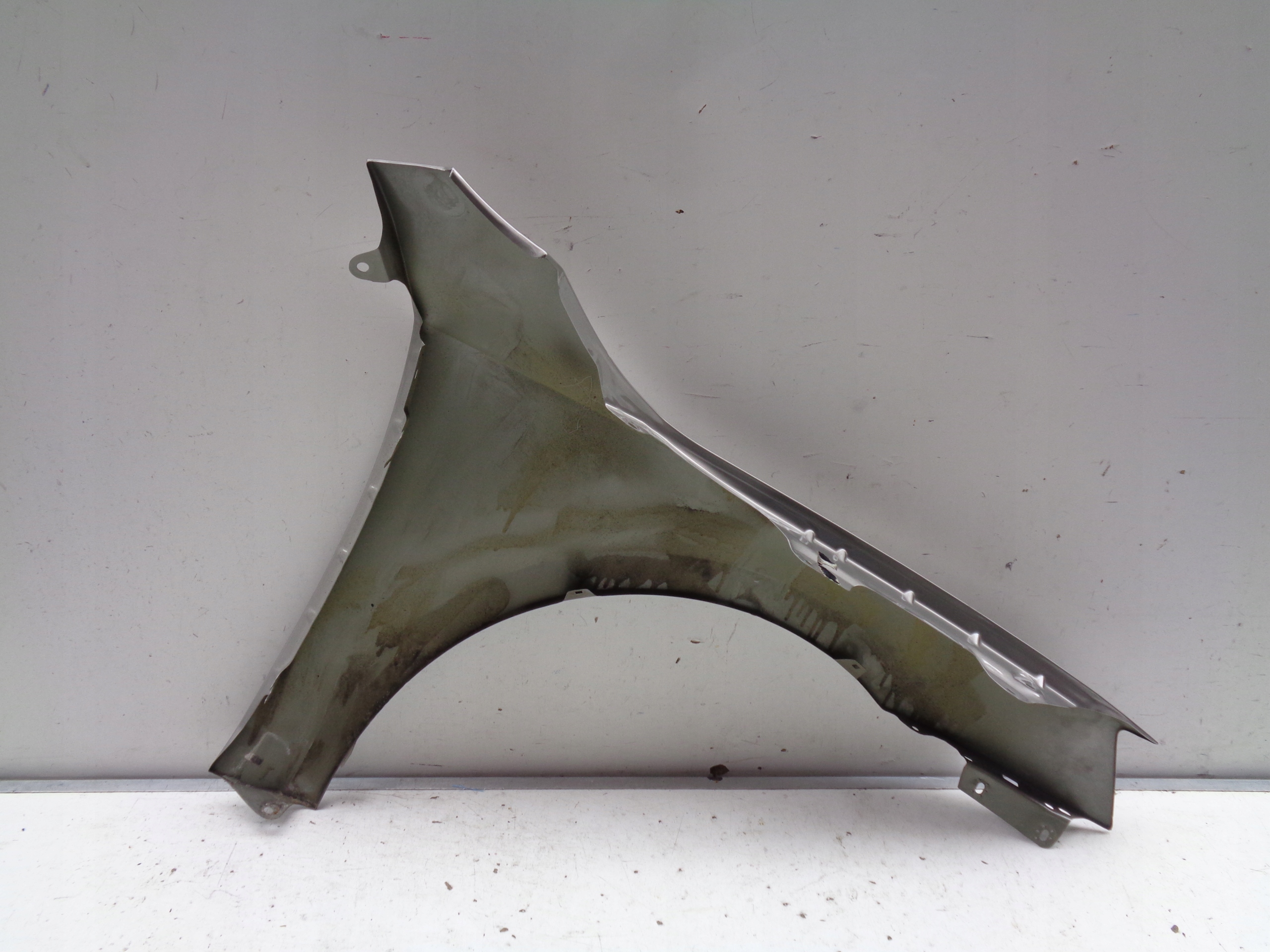 BŁOTNIK LEWY PRZEDNI SKODA OCTAVIA III 3 5E 5E0 12-16 NR 45712 Typ samochodu Samochody osobowe