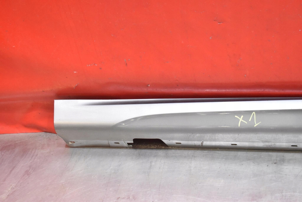 cap threshold left grey 8038076 BMW X1 E84 09-15