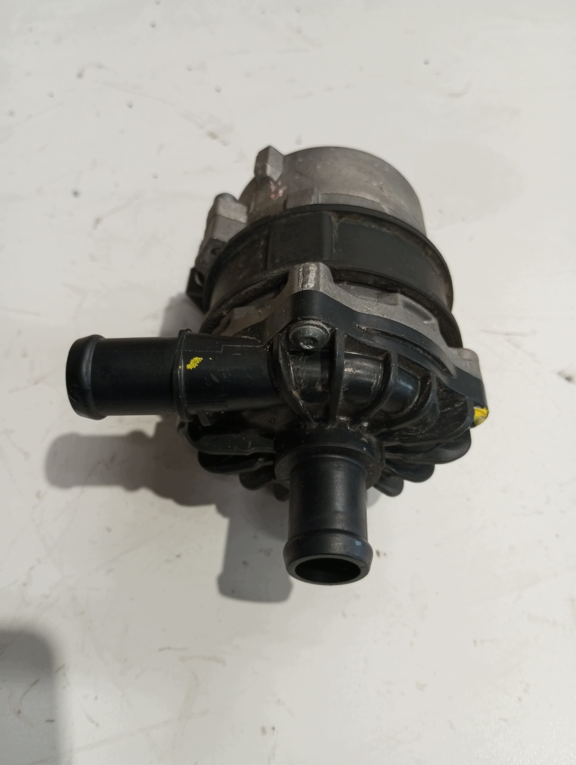 Wasserpumpe AUDI 8R0965567
