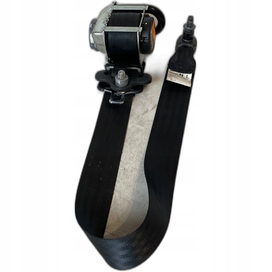 tension belt safety front front left Nissan Juke and F15