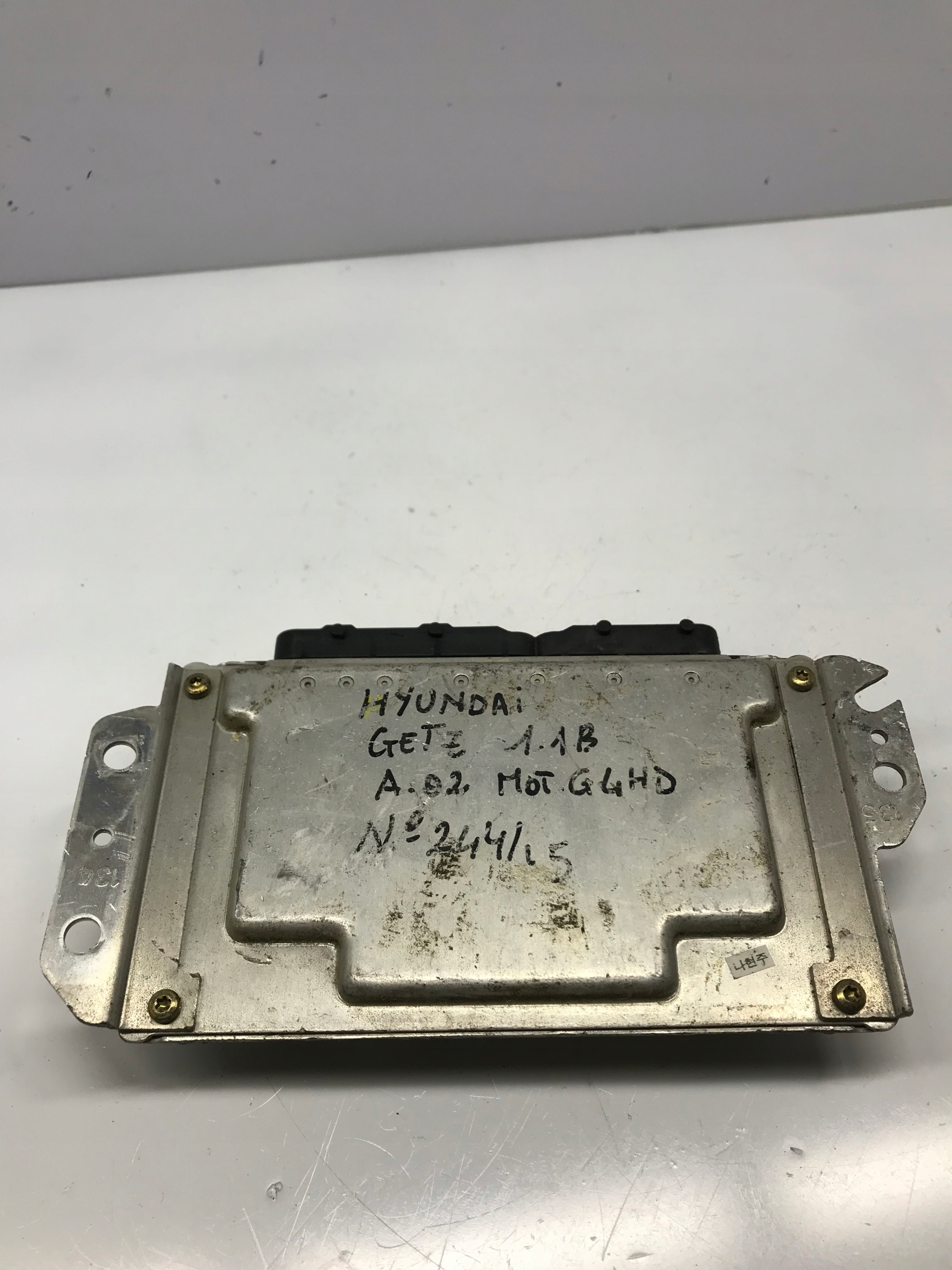 control unit of the engine HYUNDAI GETZ 9030930266F