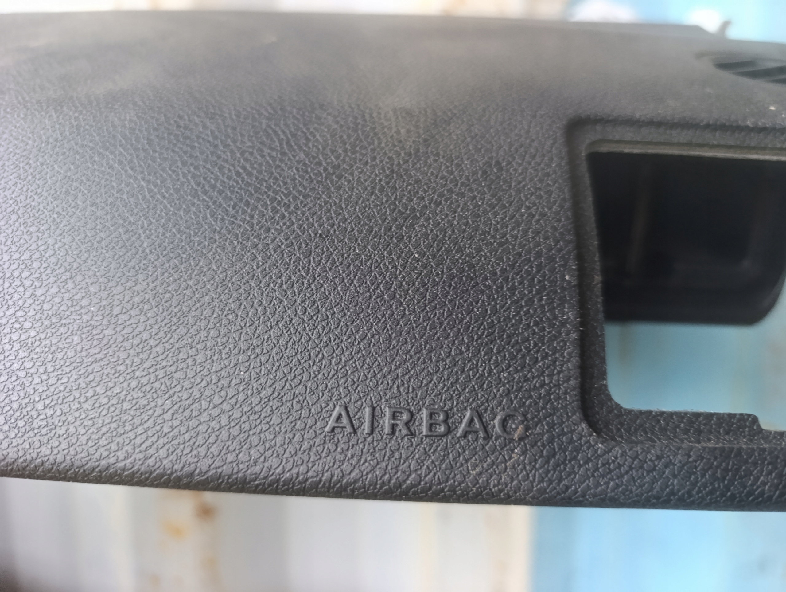 dashboard instrument panel console cockpit MERCEDES C KLASA W204 07- EUROPA