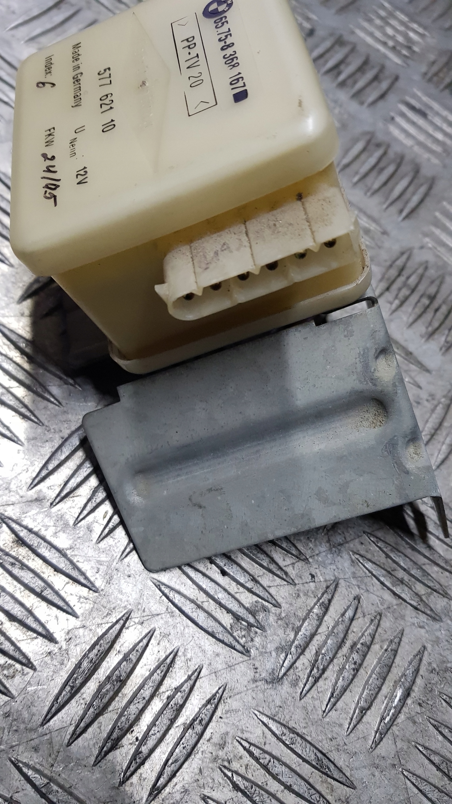 BMW E38 modulo PRZECHYLU 8368167