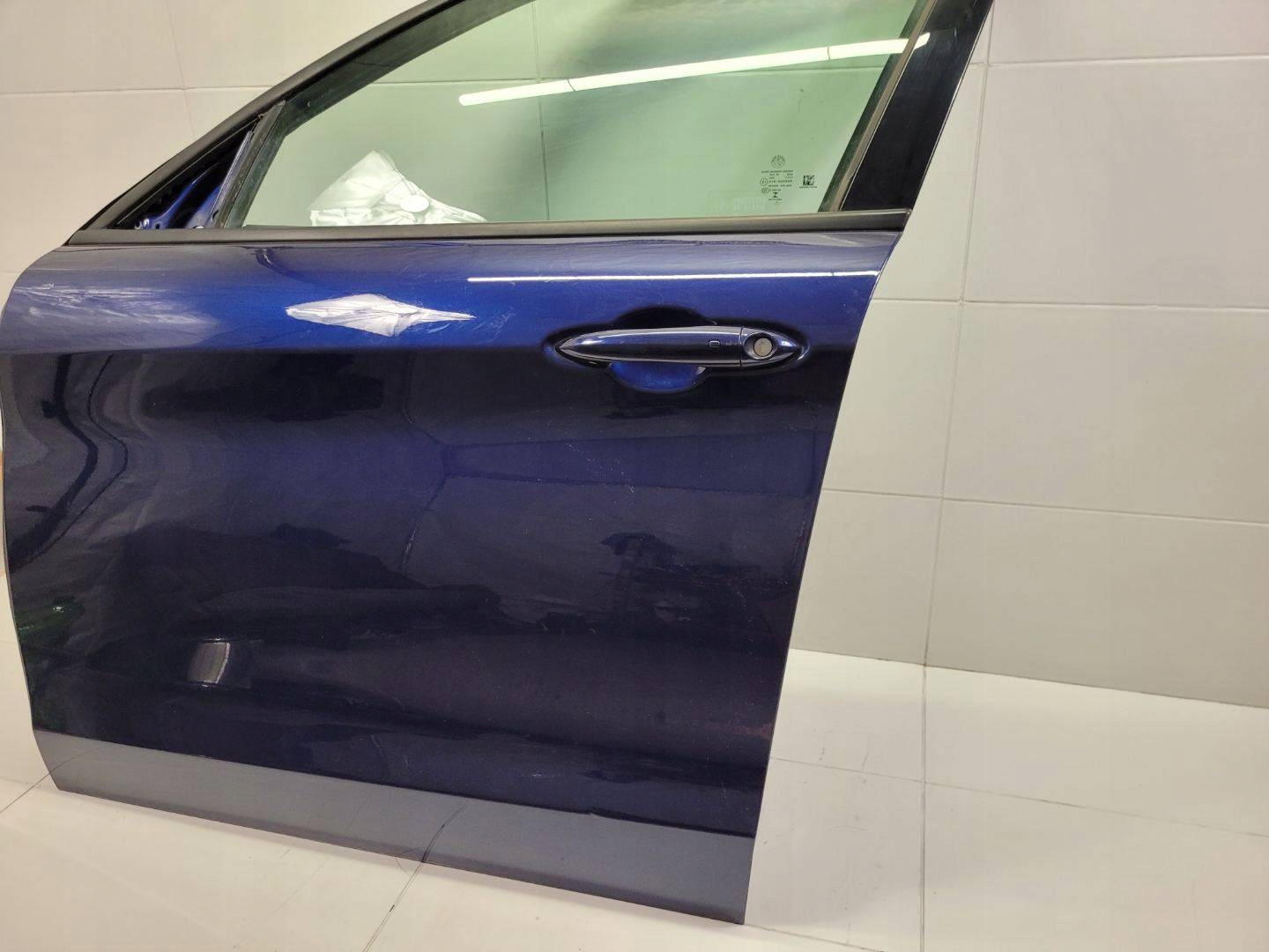 Tür vorne links Seite Alfa Romeo Stelvio 2017