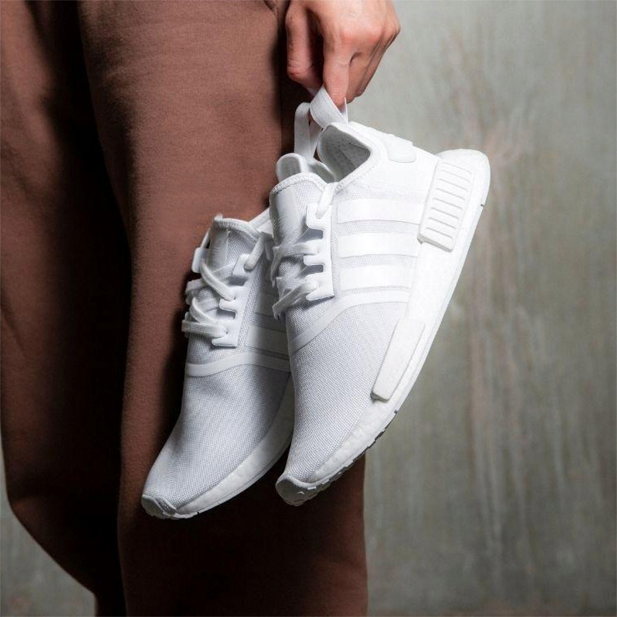 

Adidas Og NMD_R1 Nomad Boost