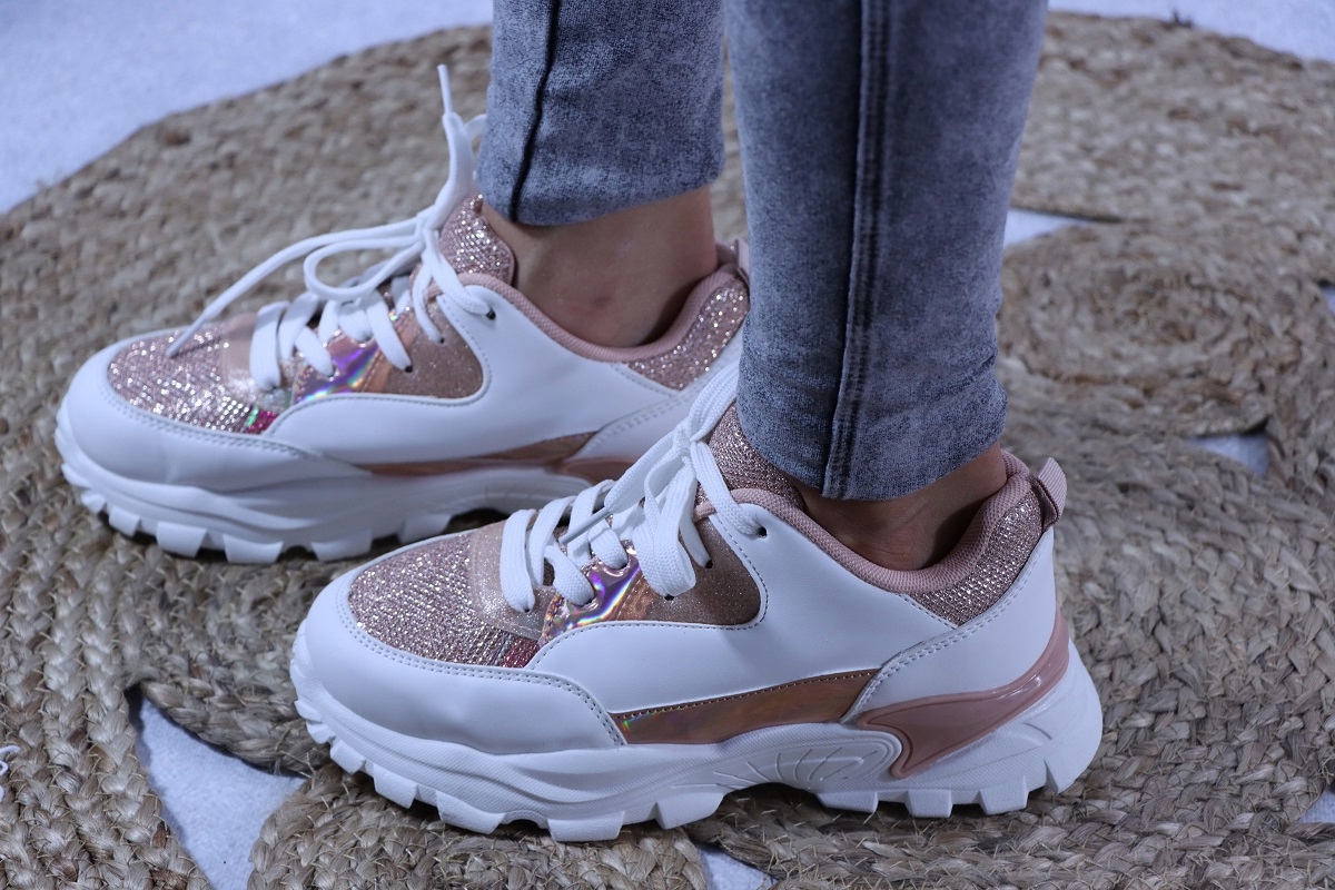 

Adidasy Dziecko Szkoła Sport Wiązane Szampan r.30