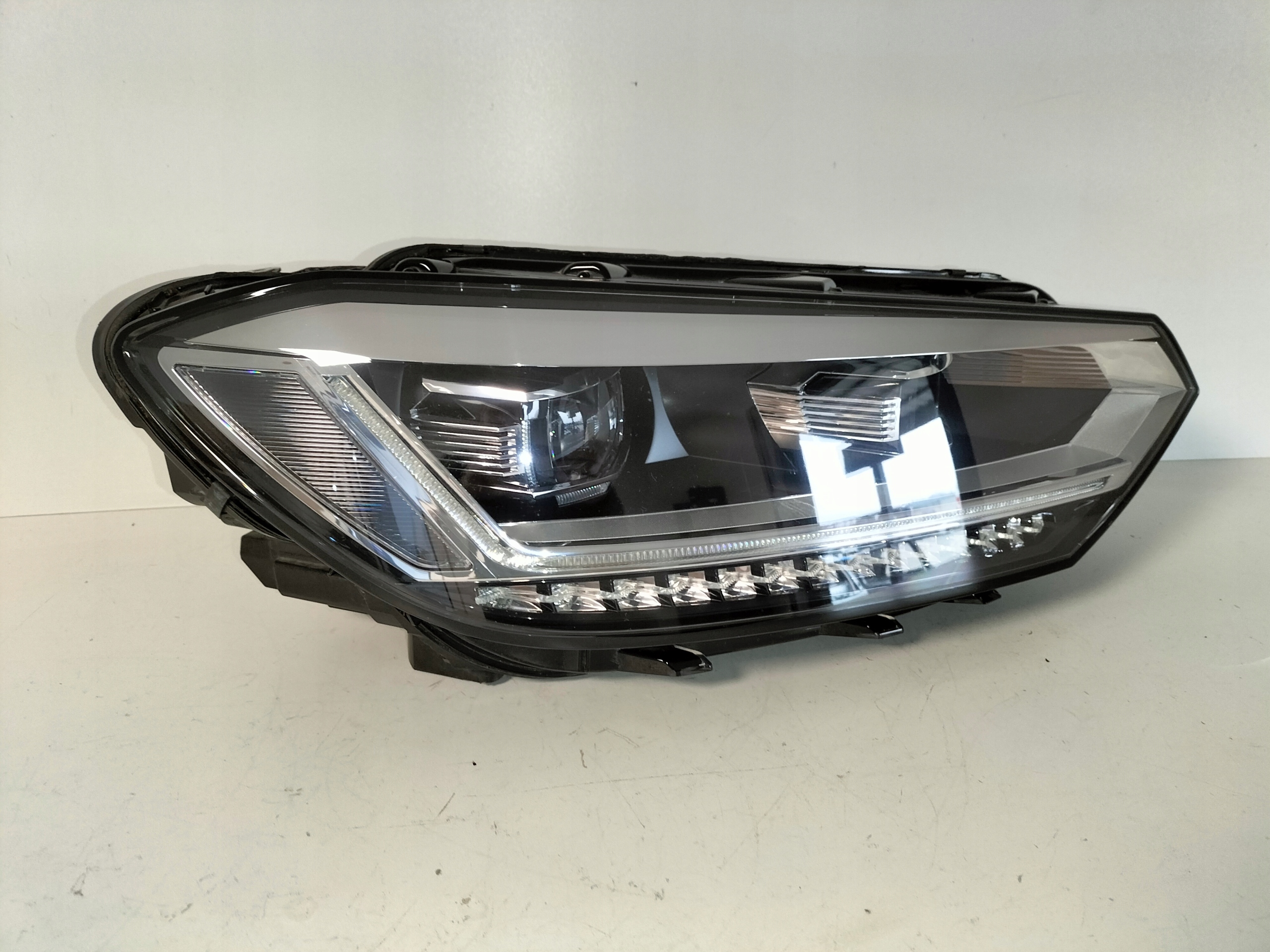 light front reflektor right VW TOURAN 3 III 15- FULL LED