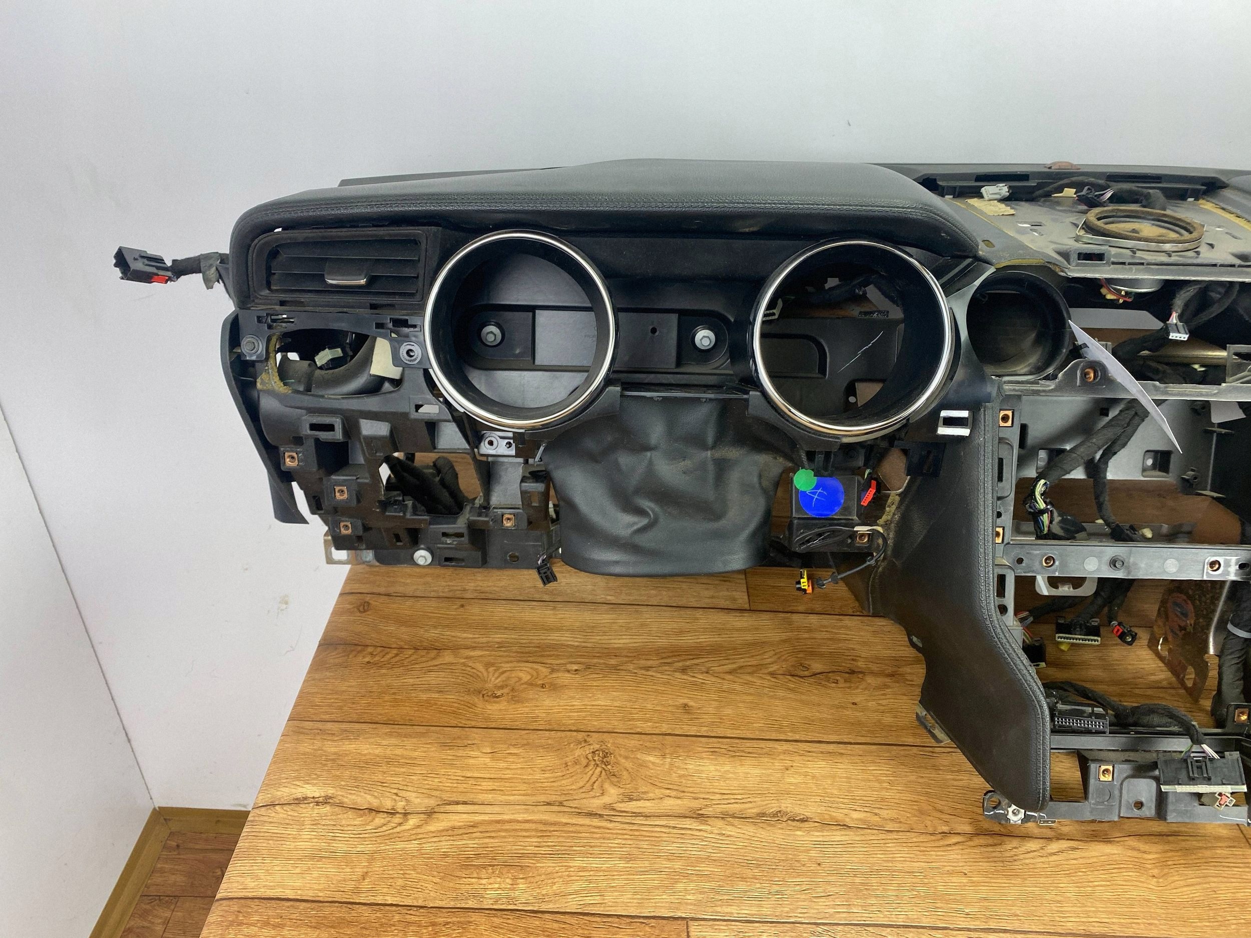 dashboard instrument panel Ford Mustang VI GT 2015+