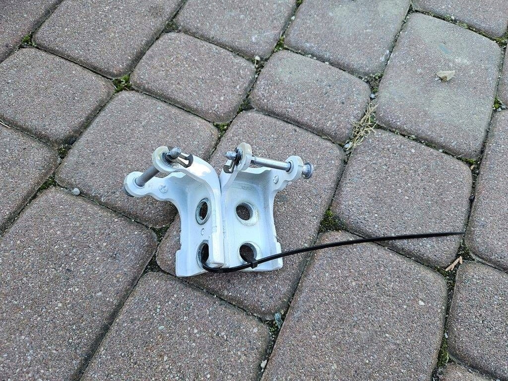 hinge door left front EPR PROACE CITY Berlingo Combo E Rifter
