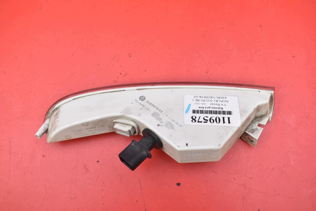 indicator left front 3C8953041 VW PASSAT CC 08-12