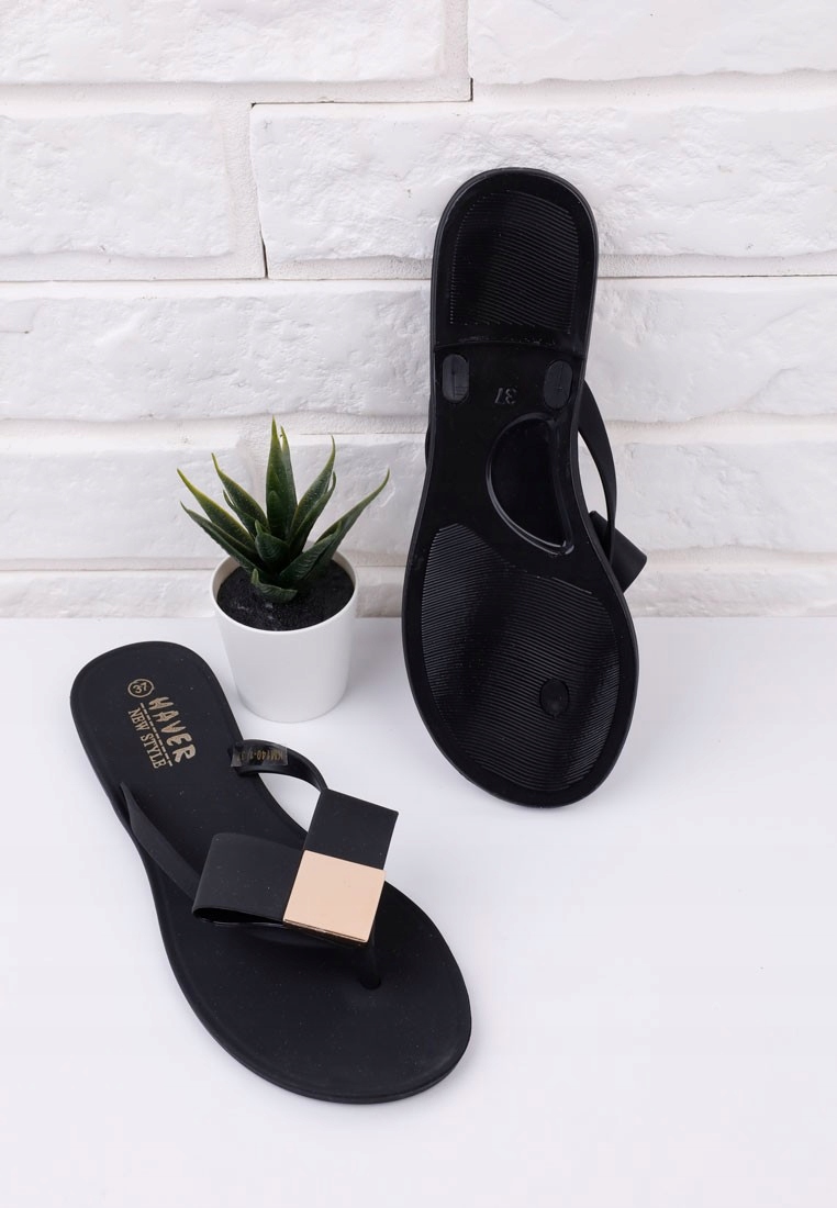 

Japonki meliski czarne 1 Lois 36 Czarny
