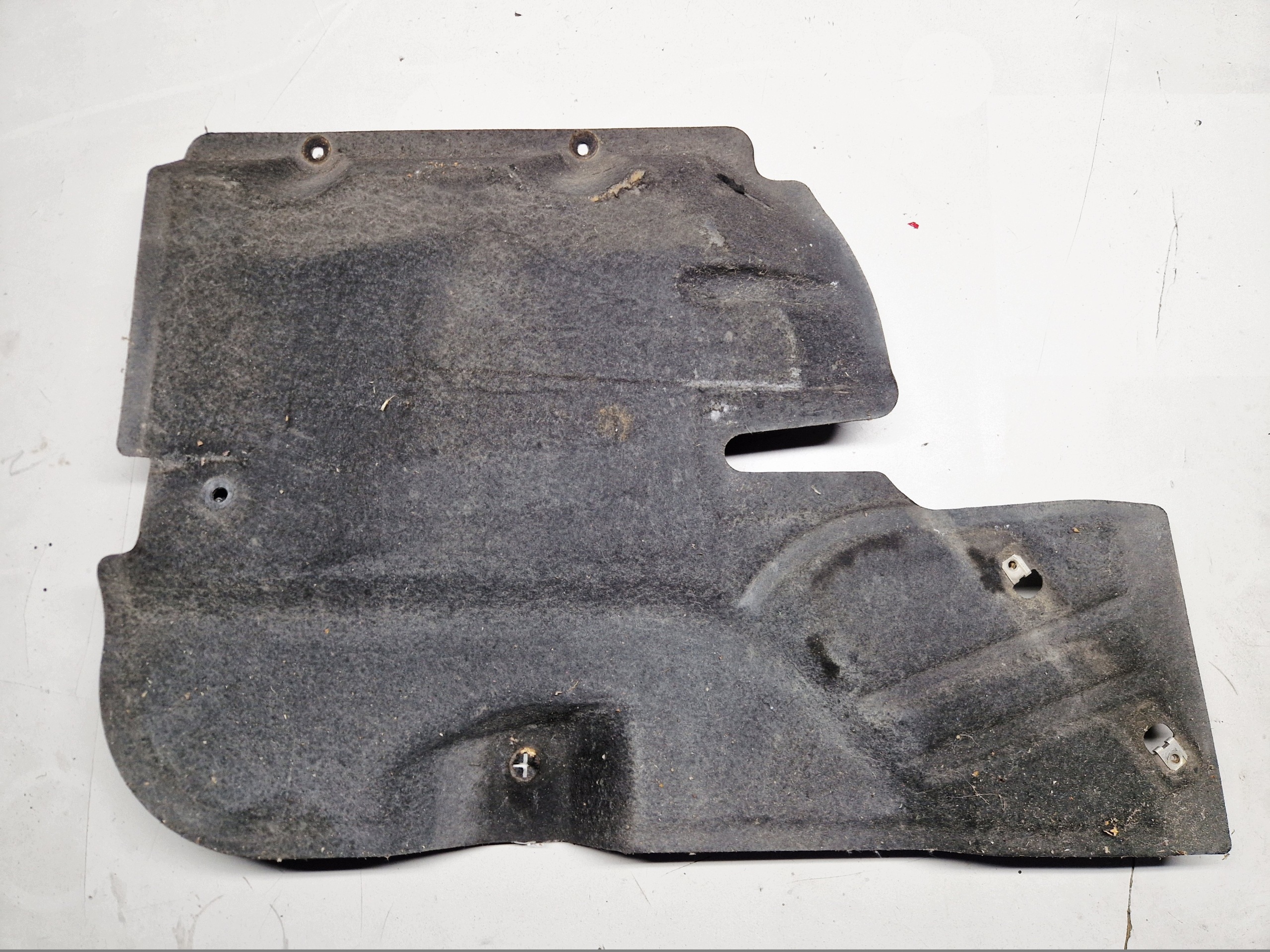 FORD FIESTA MK7 LIFT cover lower chassis right