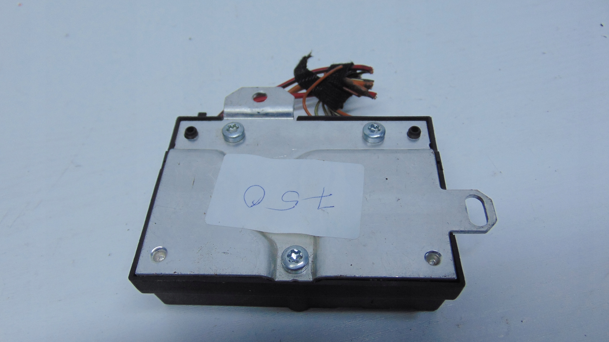 | MERCEDES ML W164 6.3 AMG MODUŁ PALIWA 0355400145 Producent części Mercedes-Benz OE