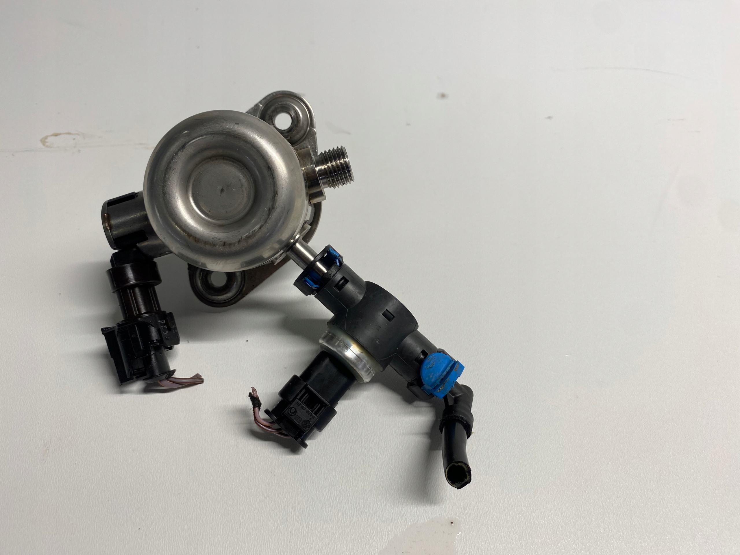 feed pump VOLVO XC40 1.5 H 31405318