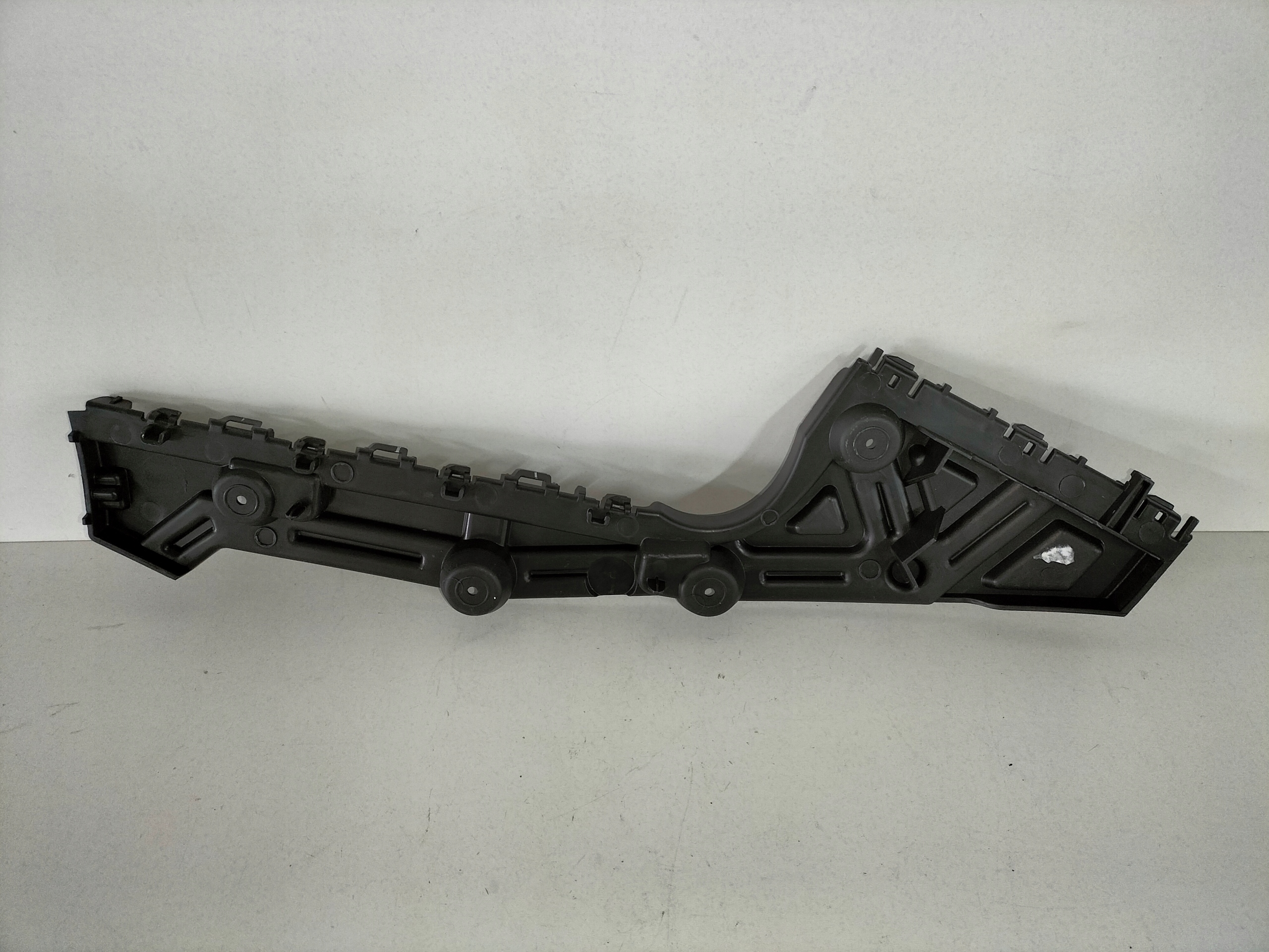 bumper bracket rear part right TRAFIC III VIVARO B 14