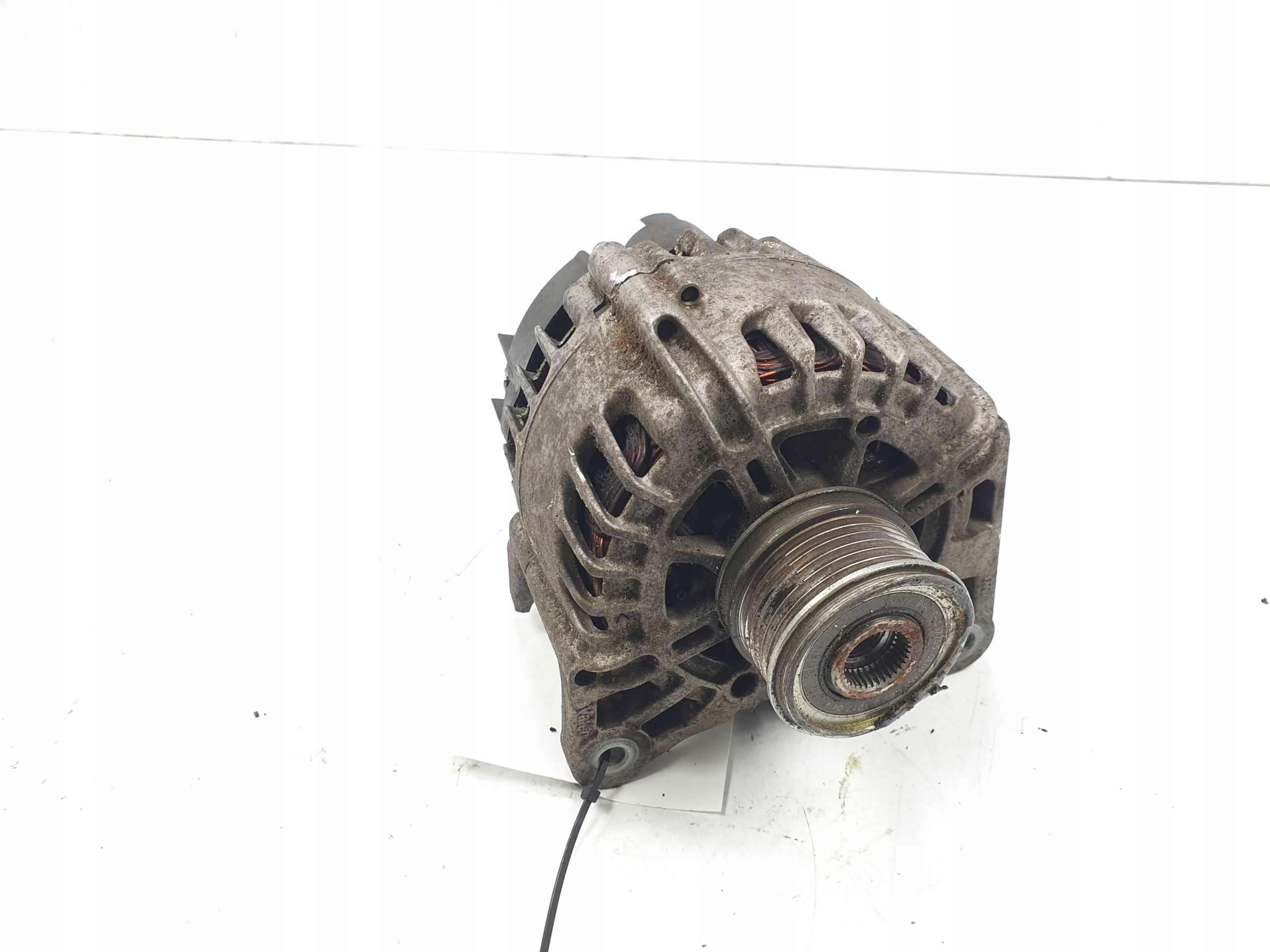 alternatore 231005770R DACIA DUSTER