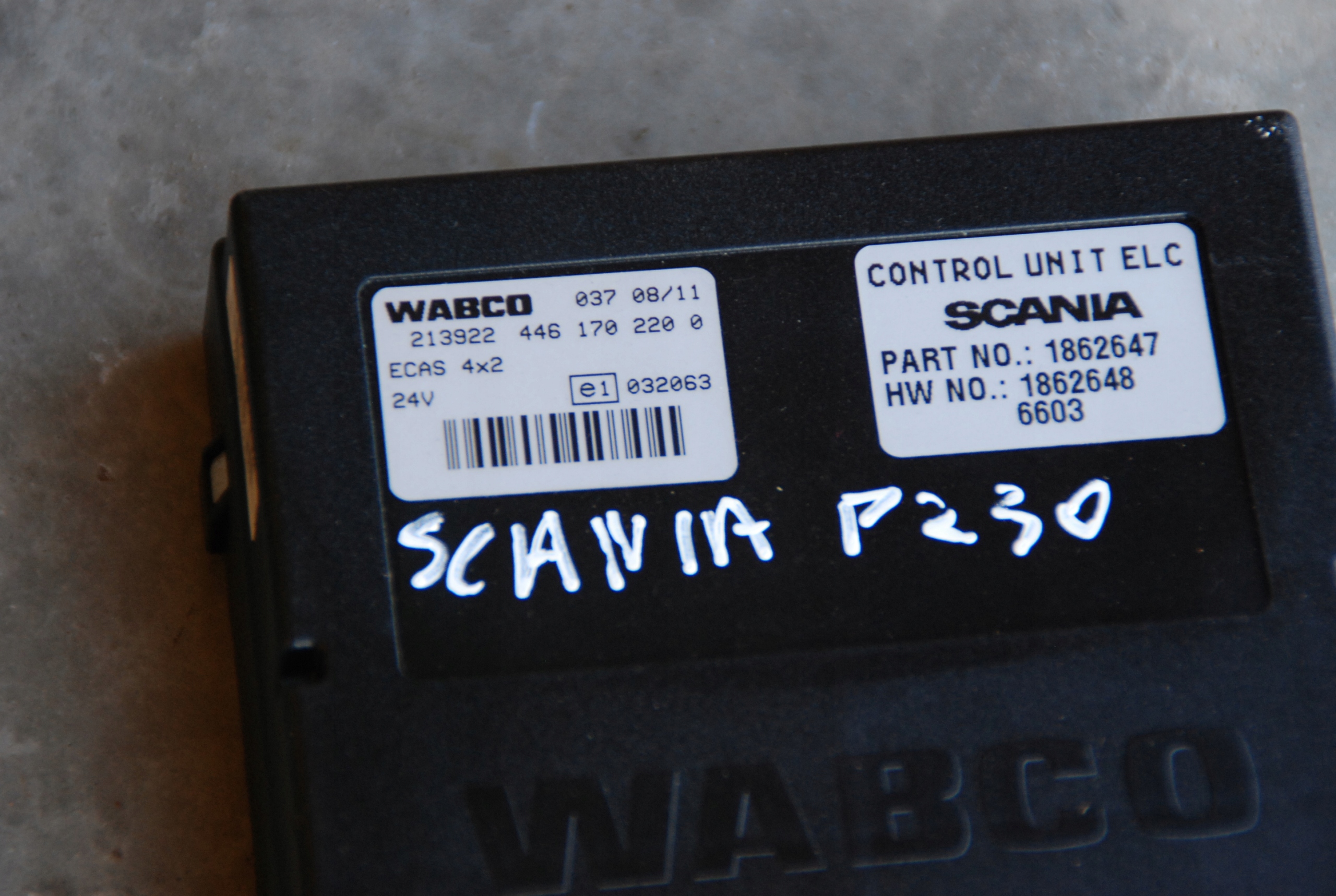 Sterownik ECAS Scania R 1862647 Producent części Scania OE