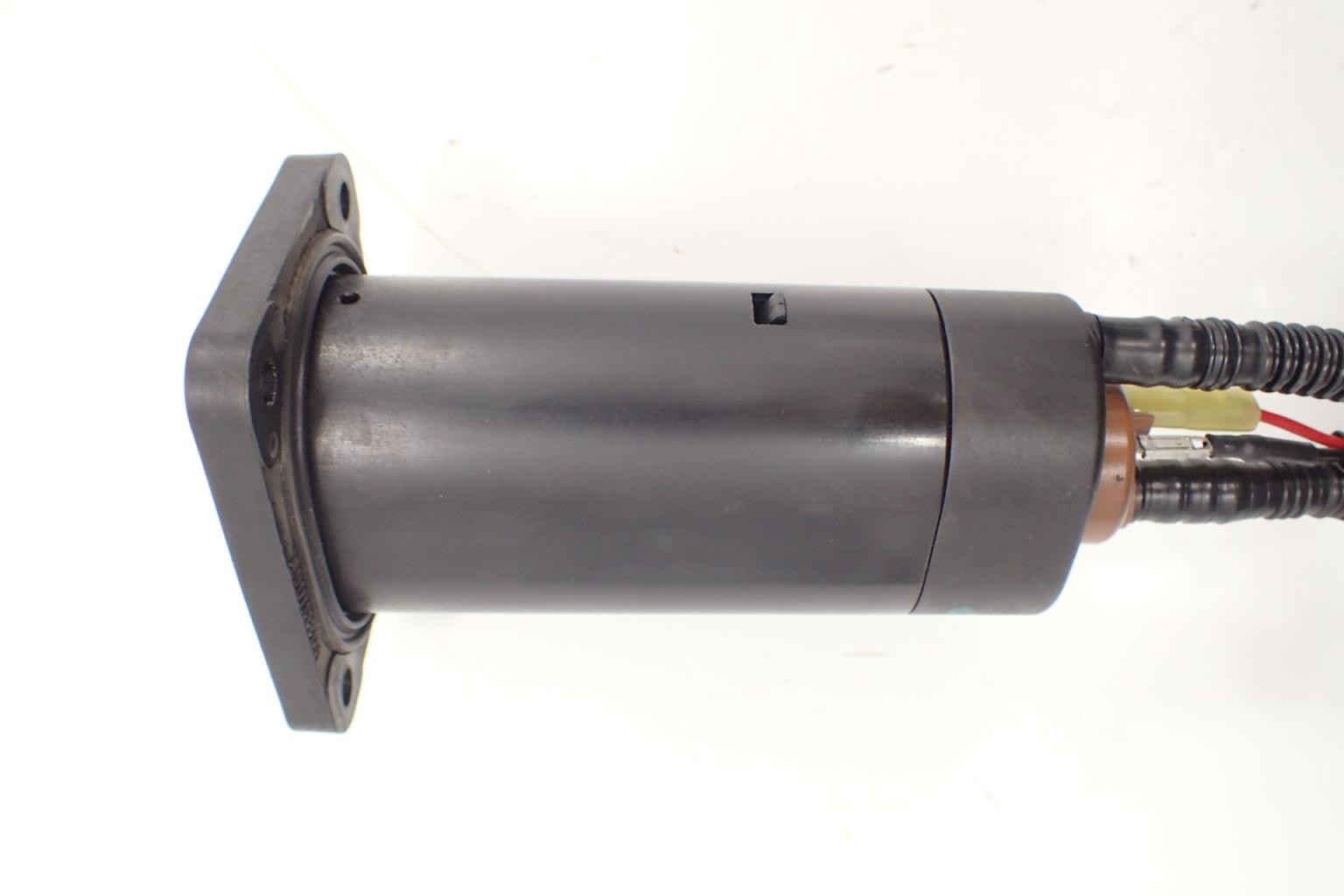 Pompa paliwa KTM SMC R 690 Weight with packaging 1 kg