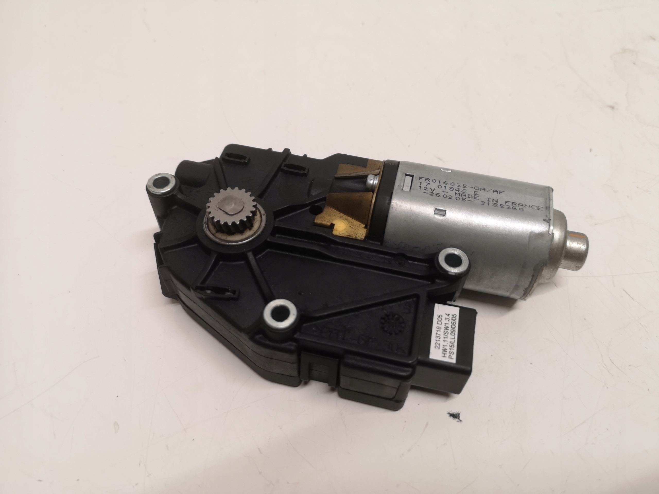 PEUGEOT 407 04 11 SILNIK SZYBERDACHU 2213718D05