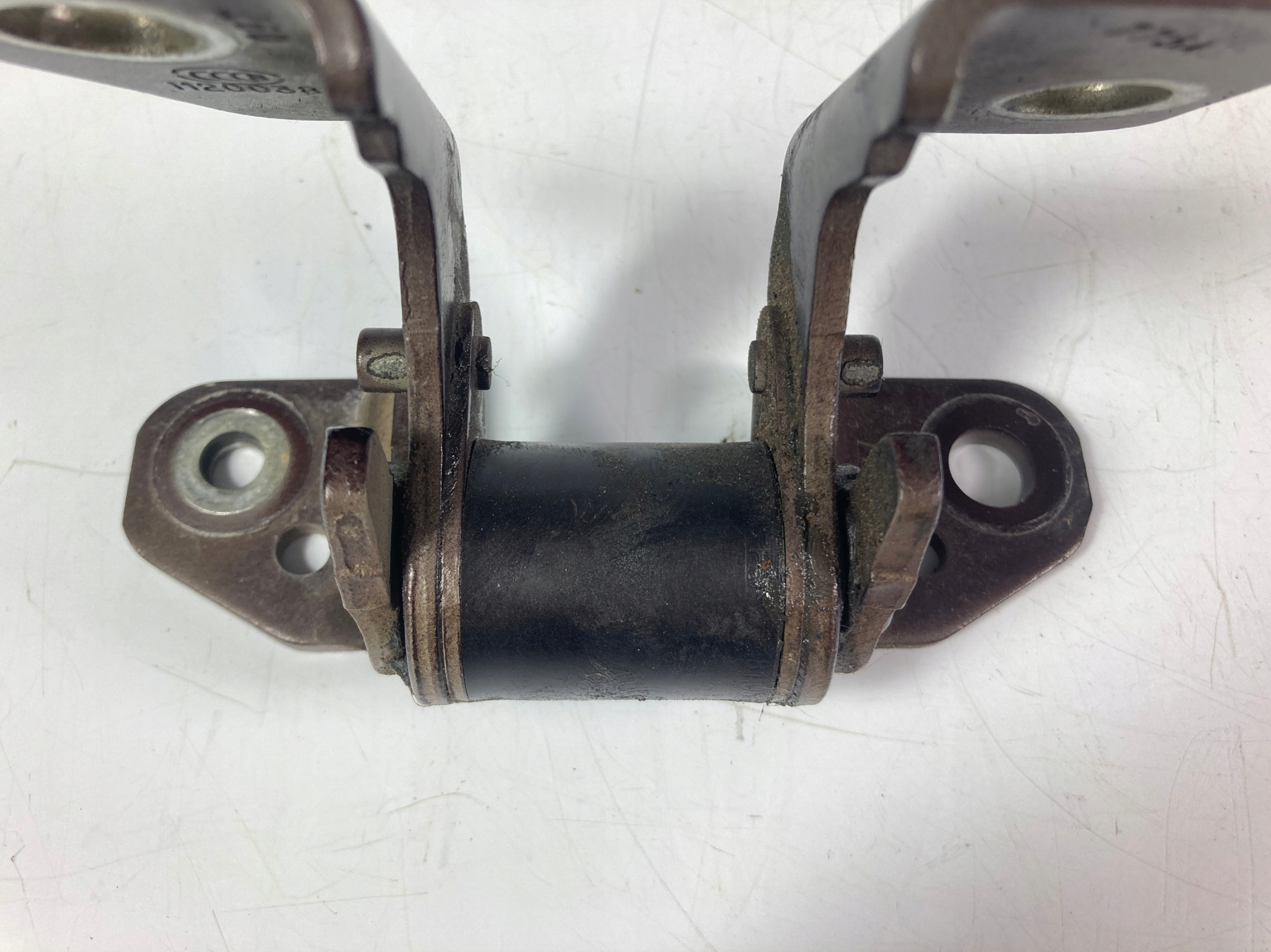 Chrysler Pacifica hinge door right front upper 2018-25
