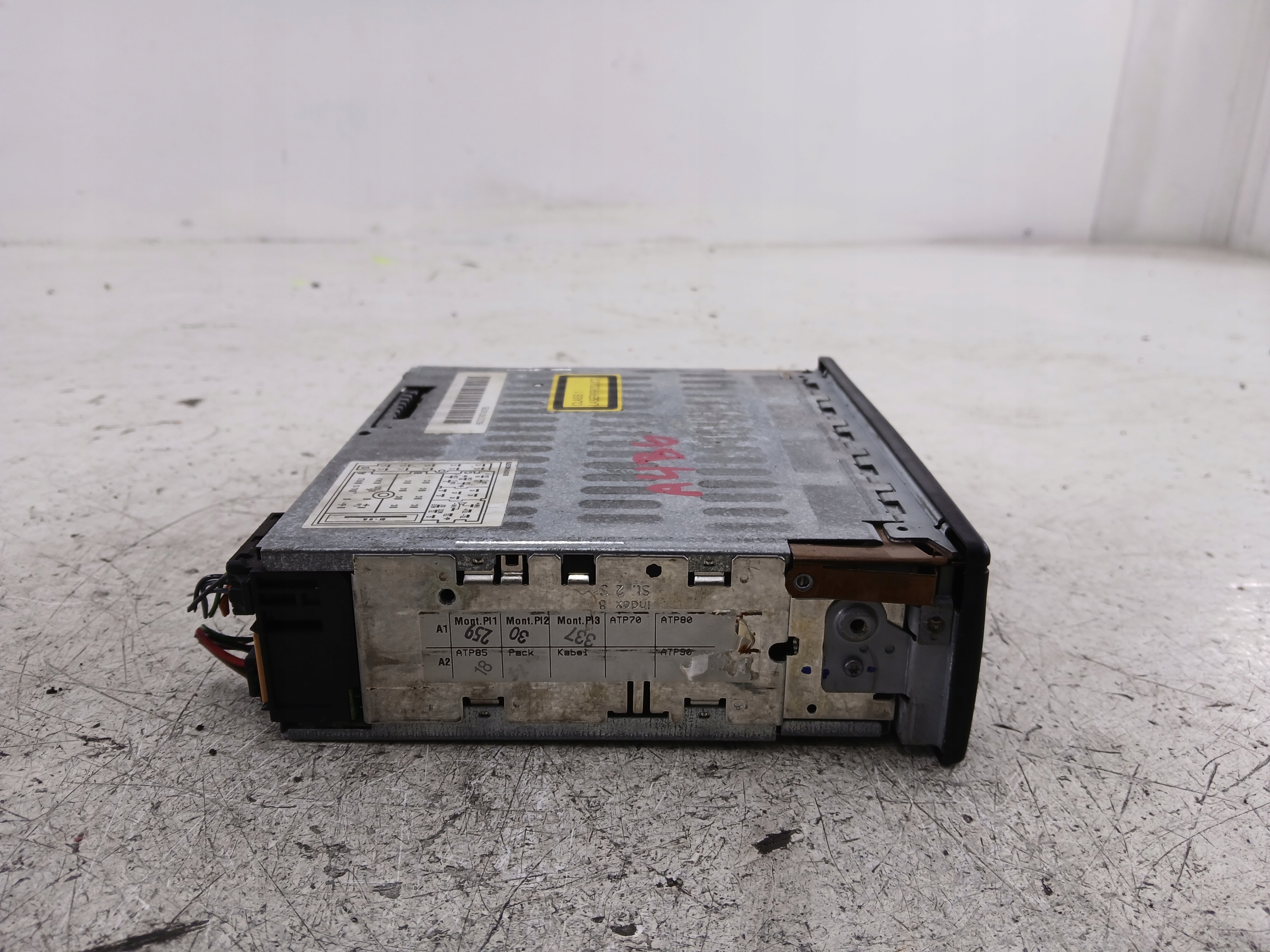 AUDI A4 B6 player navigation devices NAVI 4B0919887E