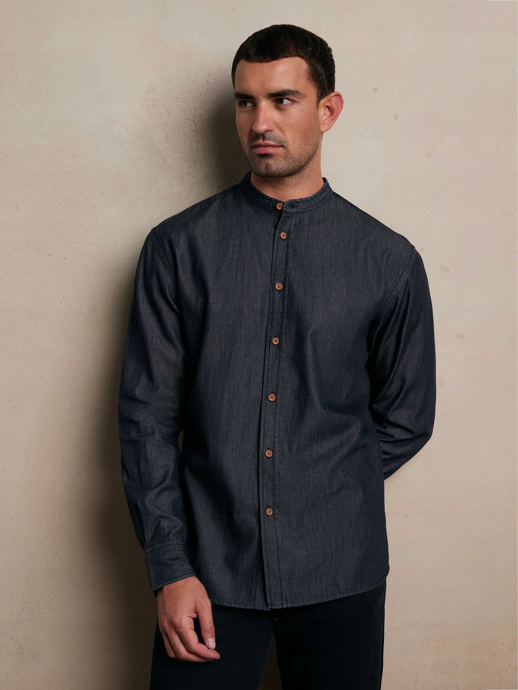 CZARNA KOSZULA DŁUGI RĘKAW L BYTOM