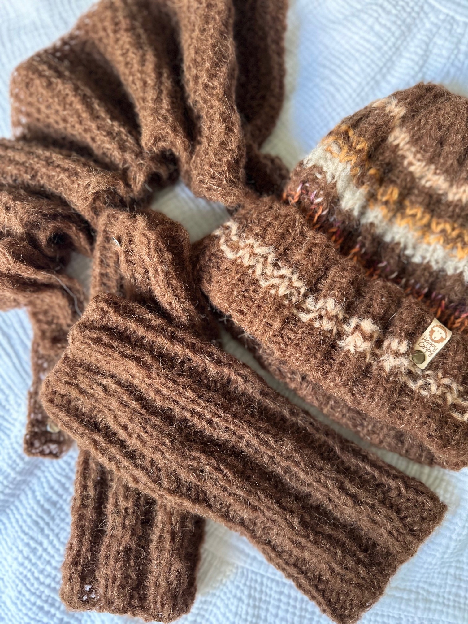 Set Obláček Brown-čepice, šála, palčáky handmade