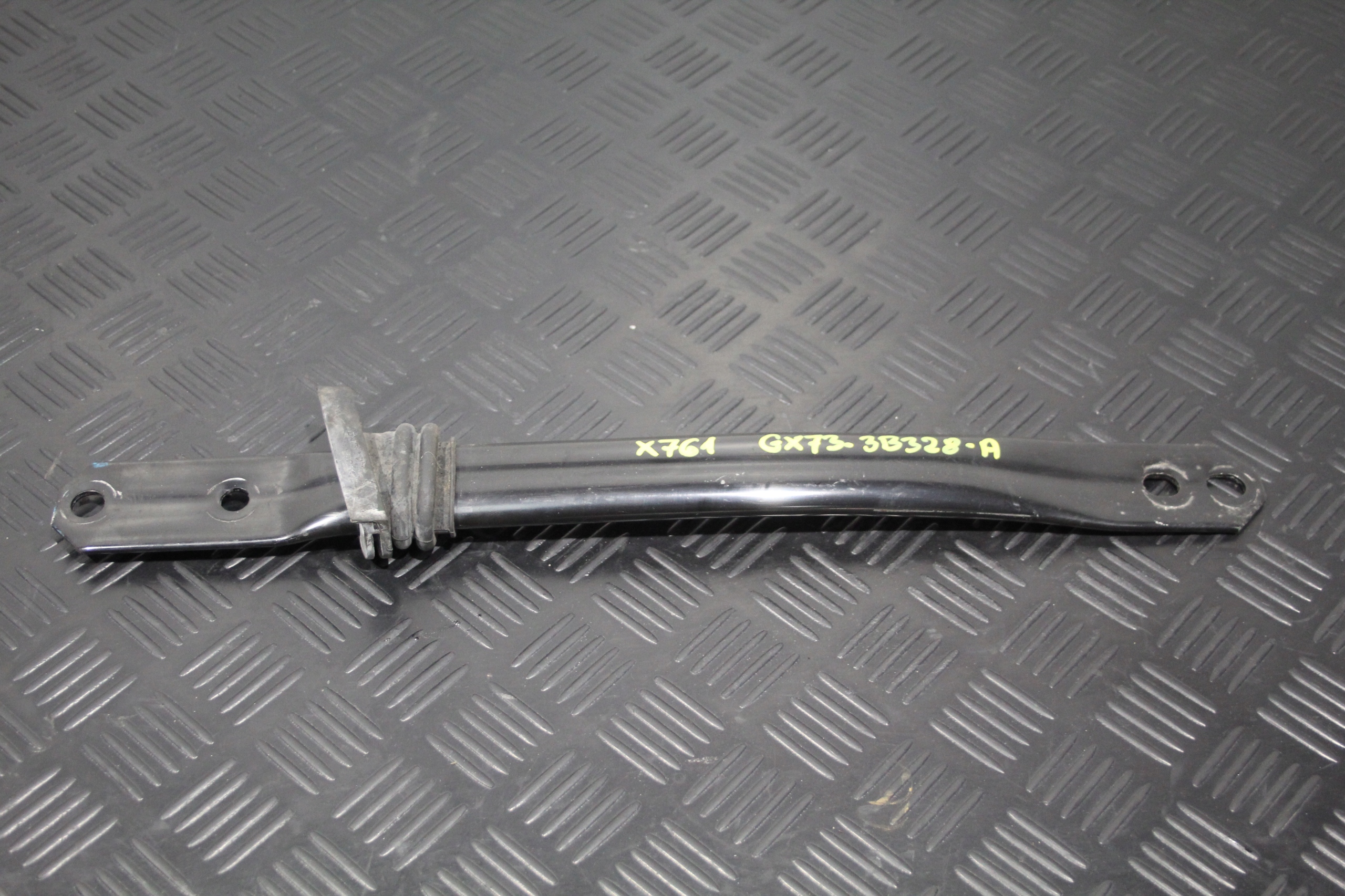 Балка распорка jaguar X761 GX73-3B328-A