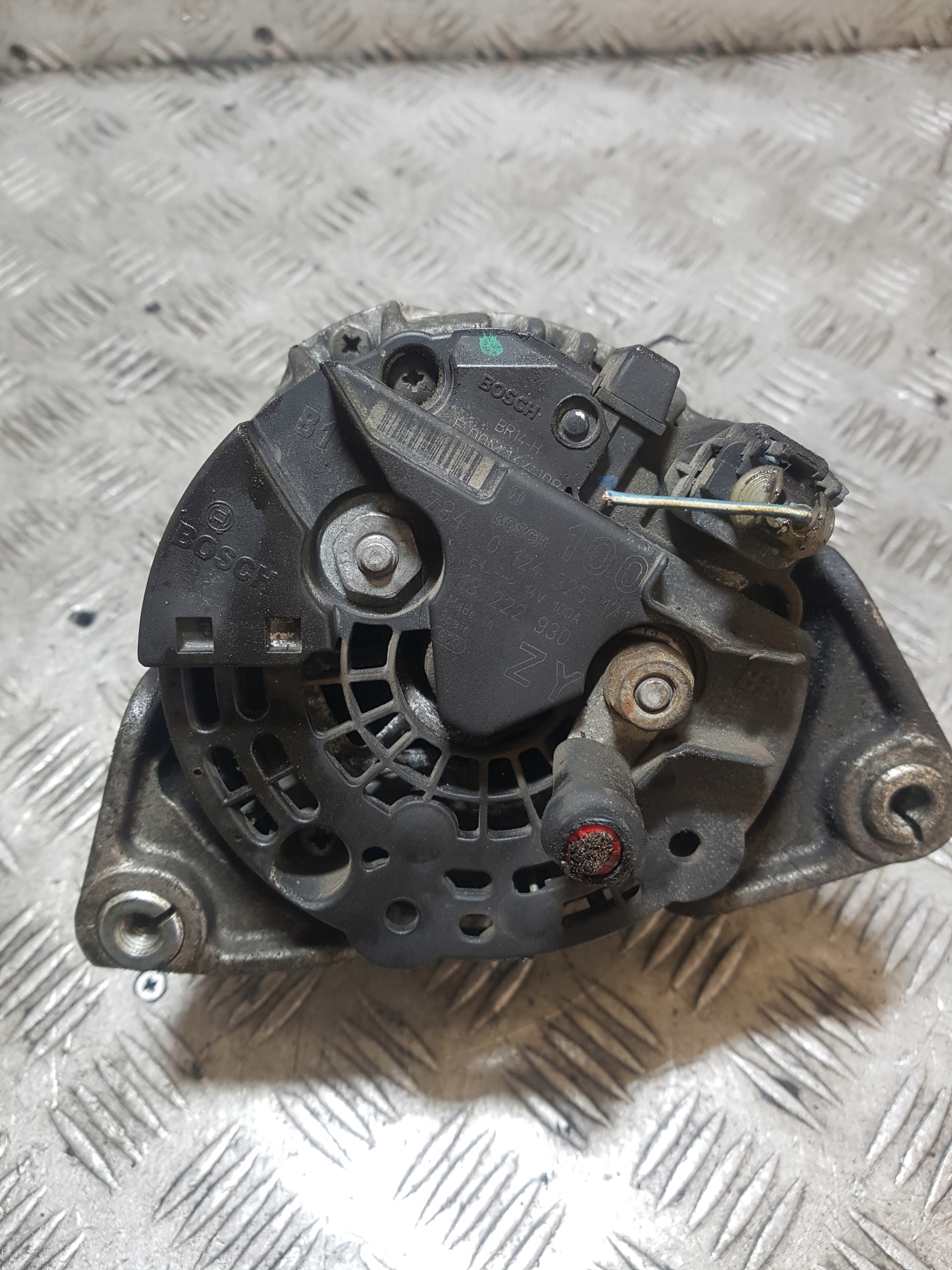 ALTERNATOR OPEL ASTRA H 1.4 B BOSCH 0124325