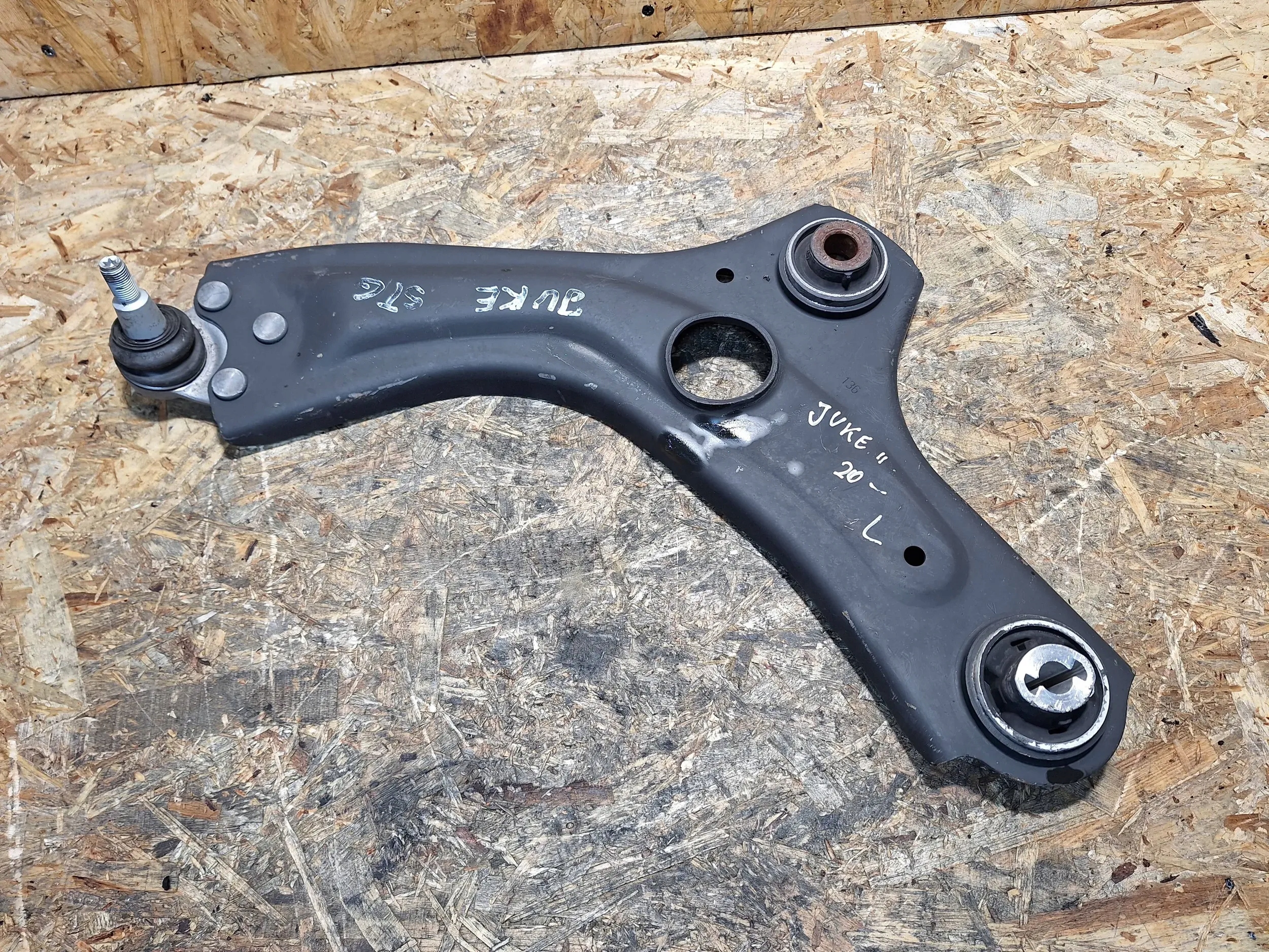 arm left front NISSAN JUKE II F16 19-24