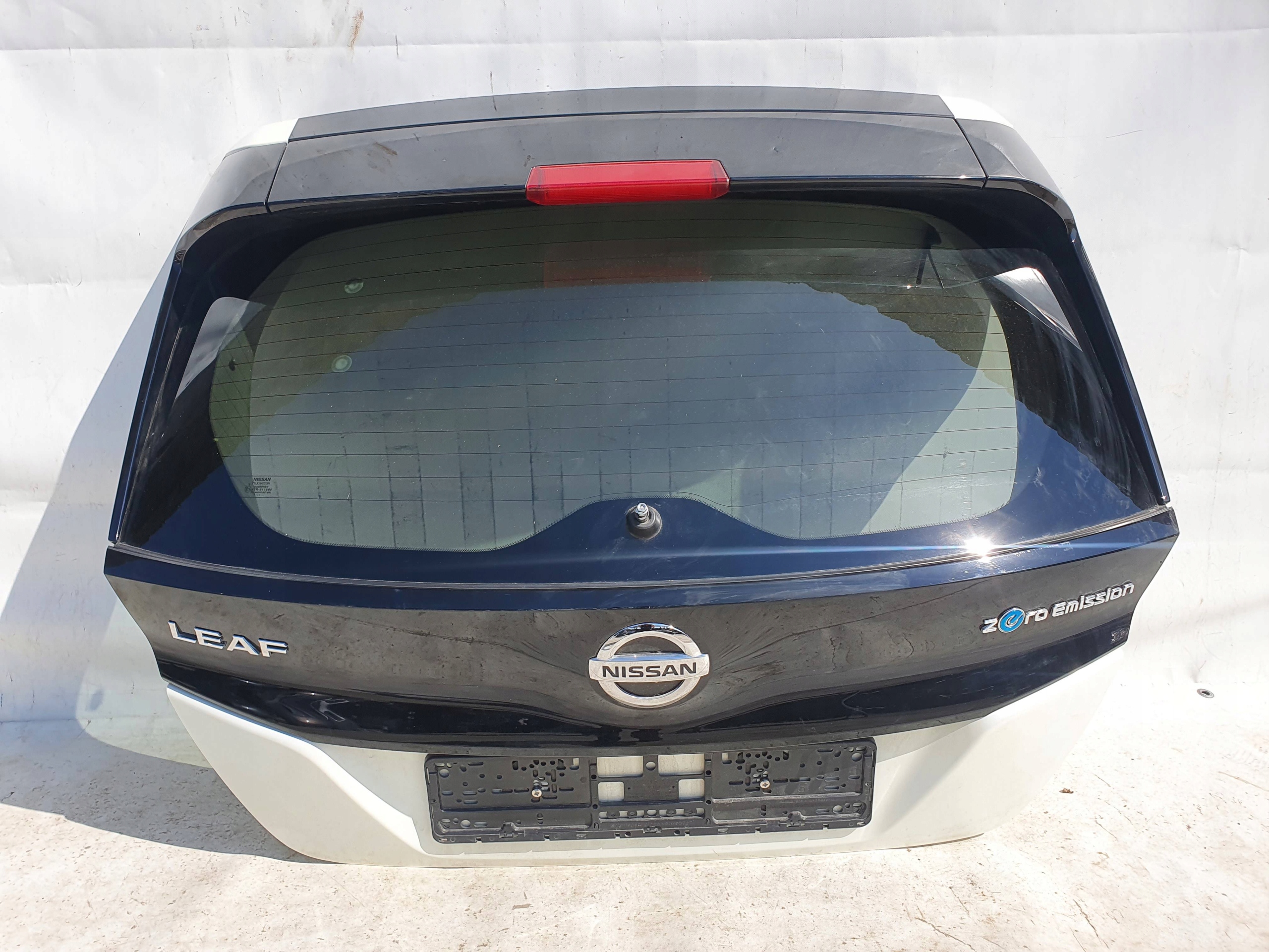 NISSAN LEAF II 2 KLAPA POKRYWA BAGAŻNIKA
